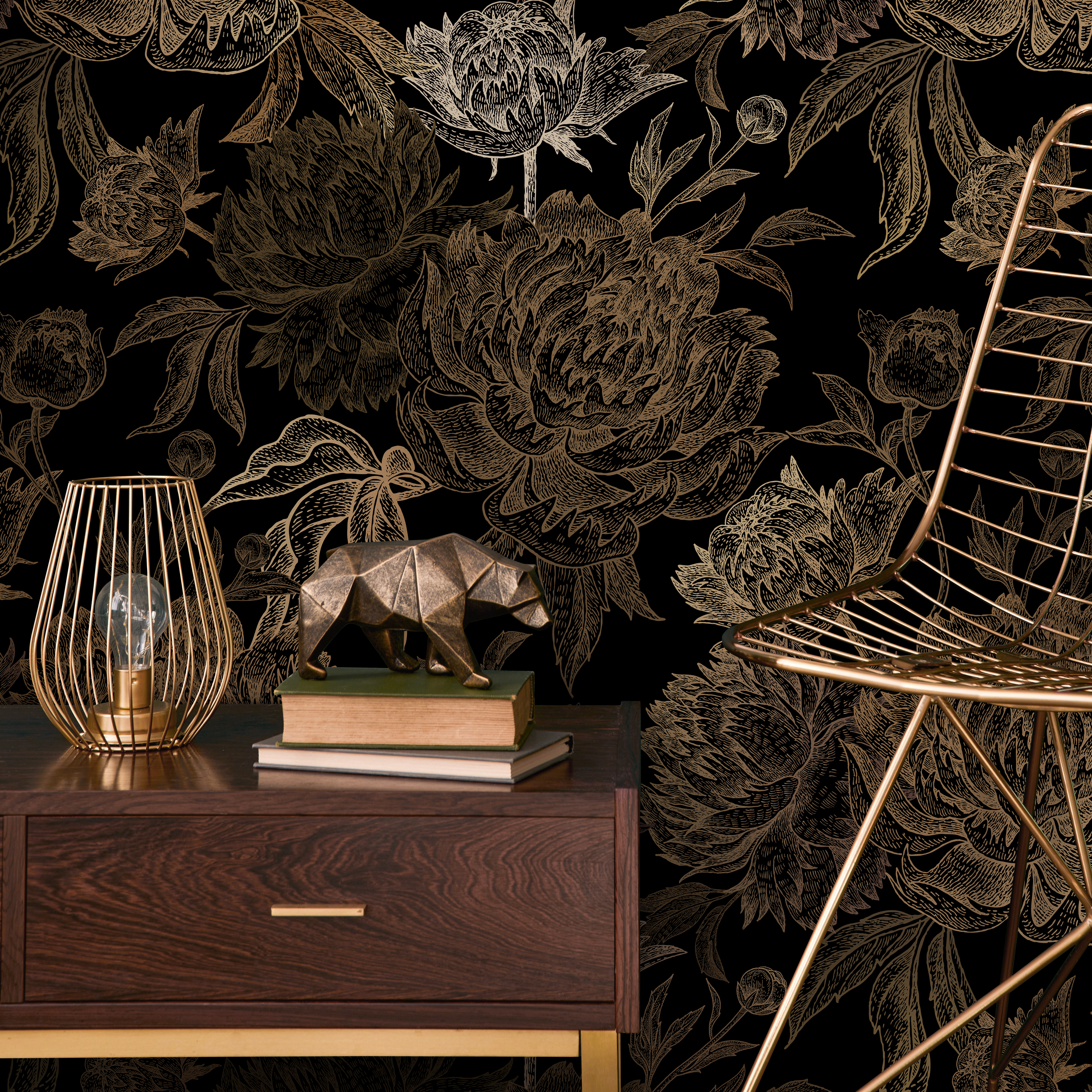 Floral Wallpaper With A Vintage Peony Motif In Black And Gold - B665
