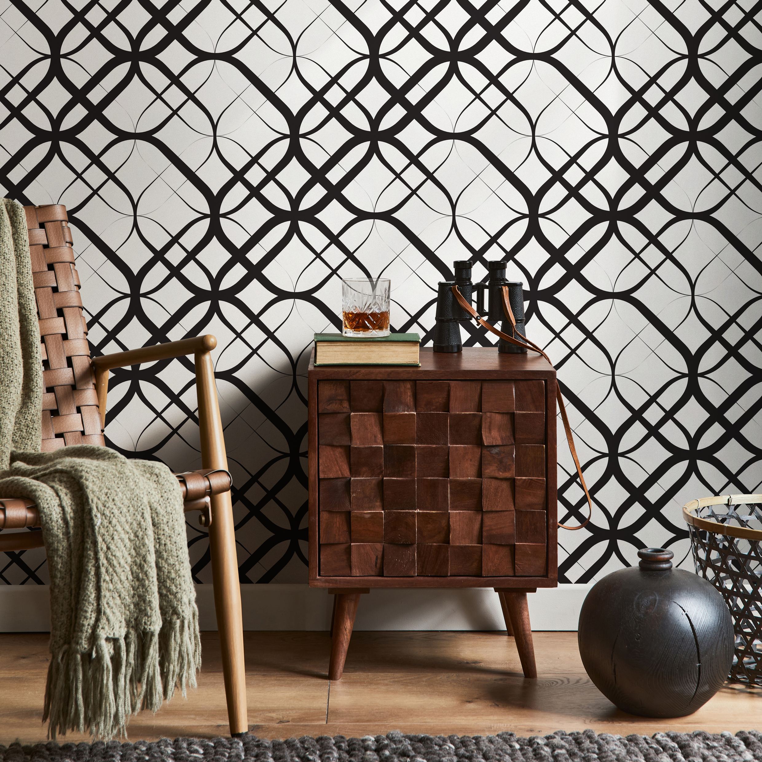 Geometric Wallpaper With Intersecting Curves In Black And White - B684