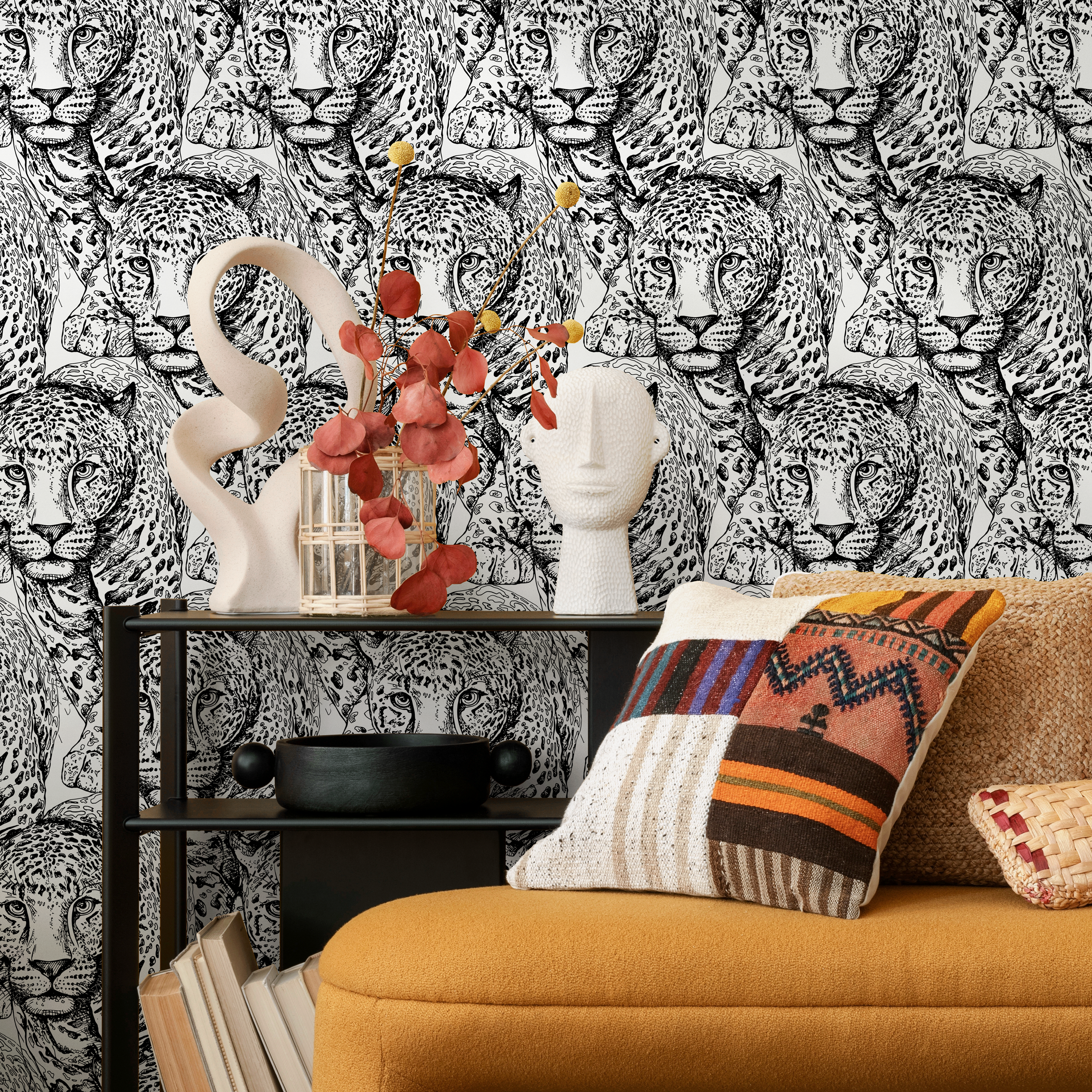 Animal Wallpaper Featuring A Hand-drawn Leopard Motif In Black And White - B776
