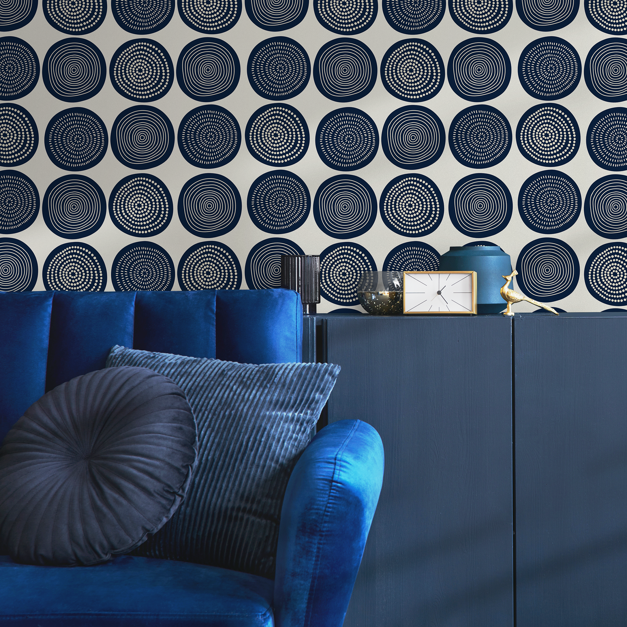 Geometric Wallpaper With Hand-drawn Circle Motifs In Navy Blue - B783