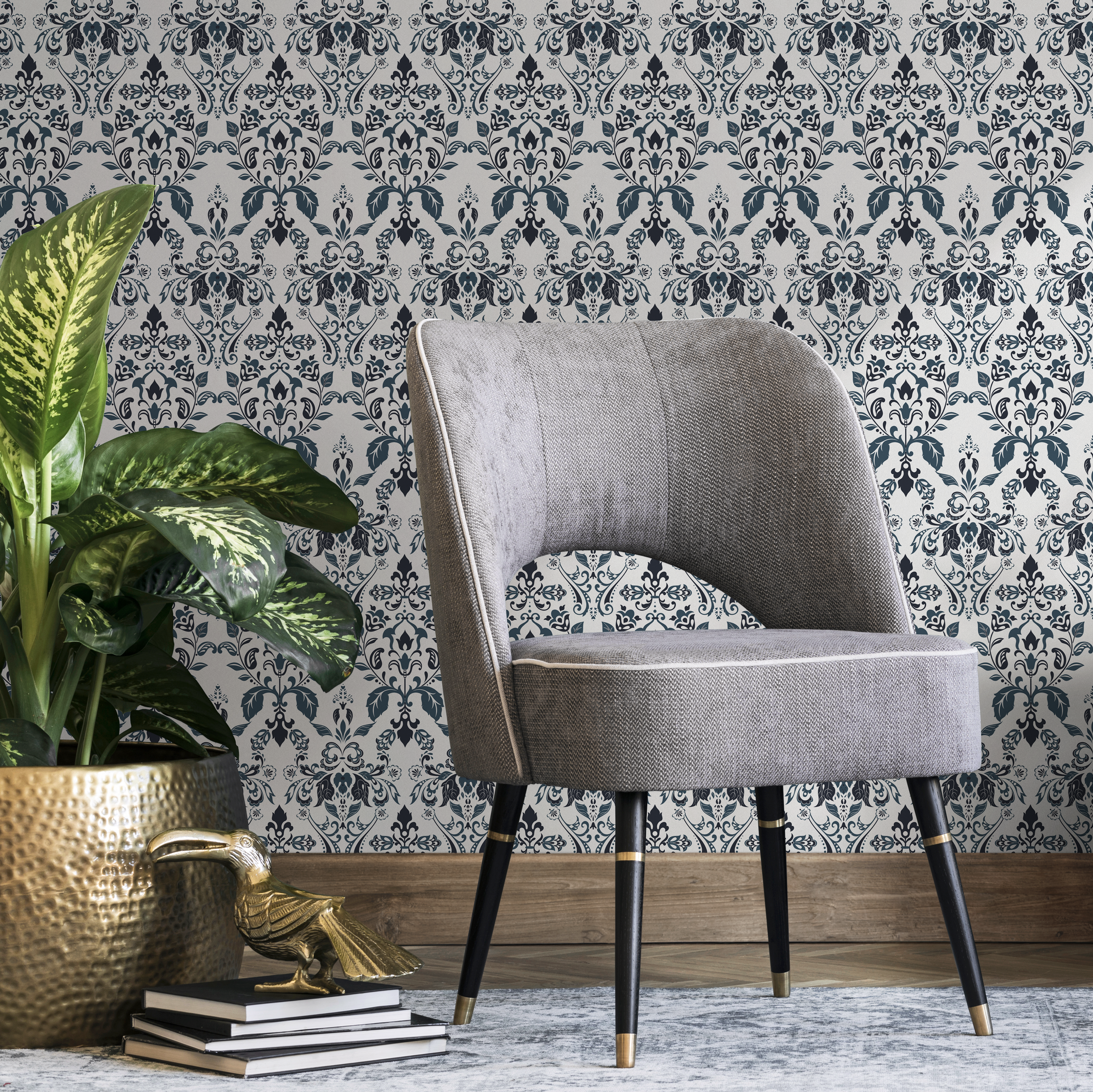 Damask Wallpaper With An Intricate Floral Motif In Navy Blue And Blue - B813