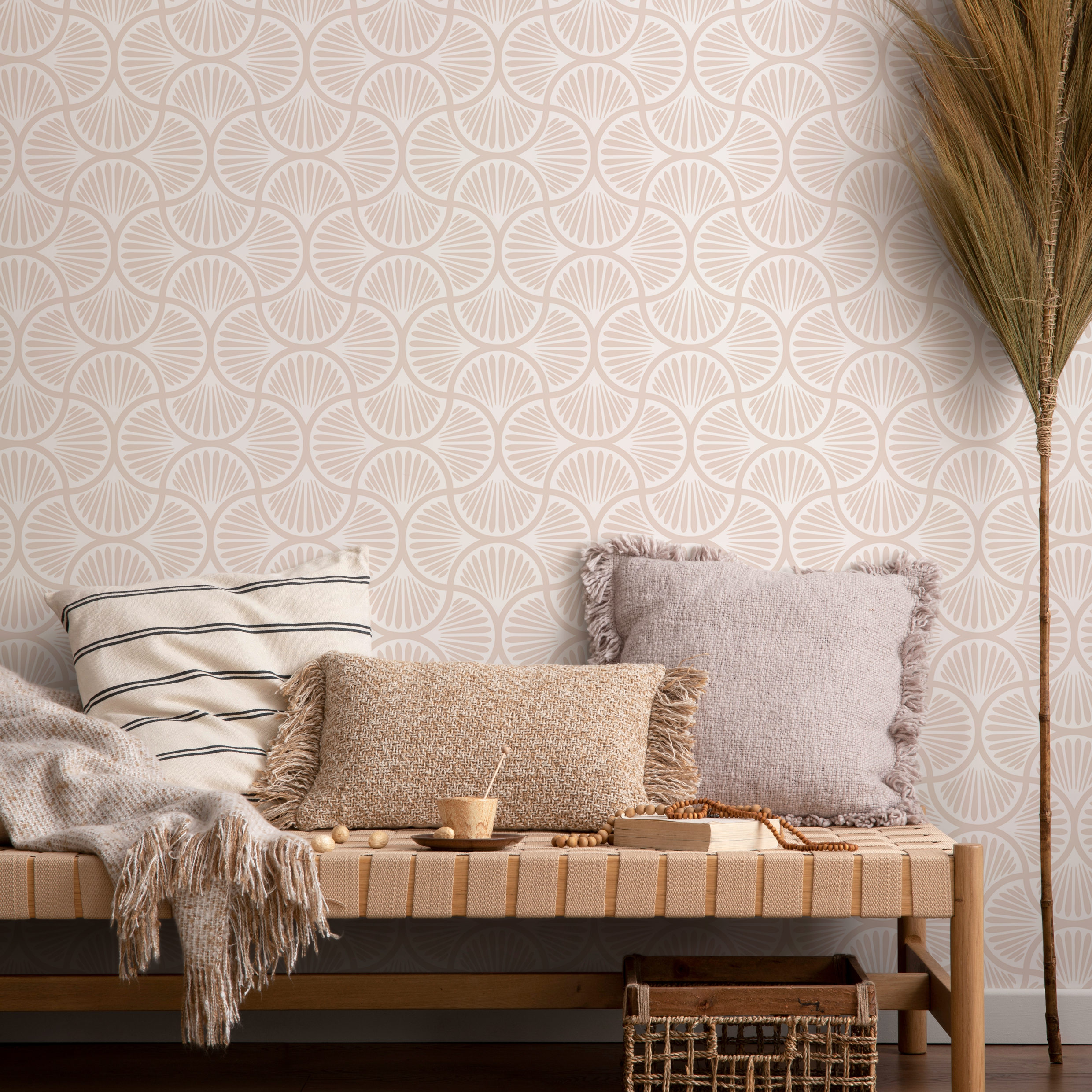 Art Deco Wallpaper With A Scalloped Fan Motif In Beige - B939