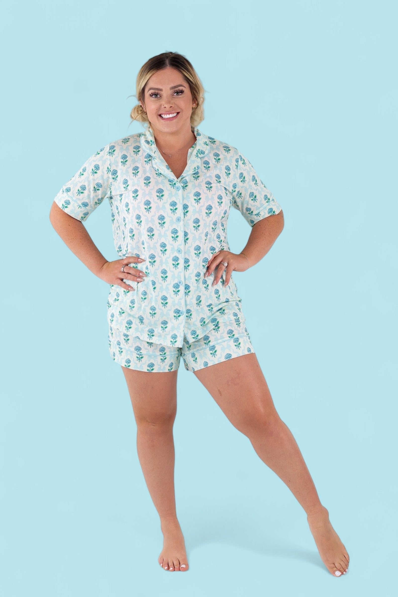 Blue Ribbon Blooms Women’s Dream Short Set