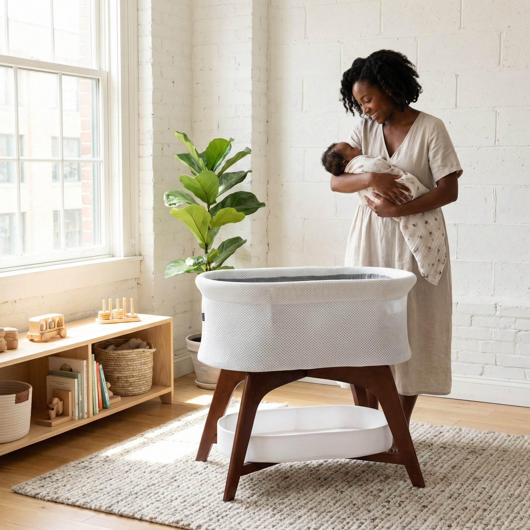 Trubliss Evi Smart Bassinet