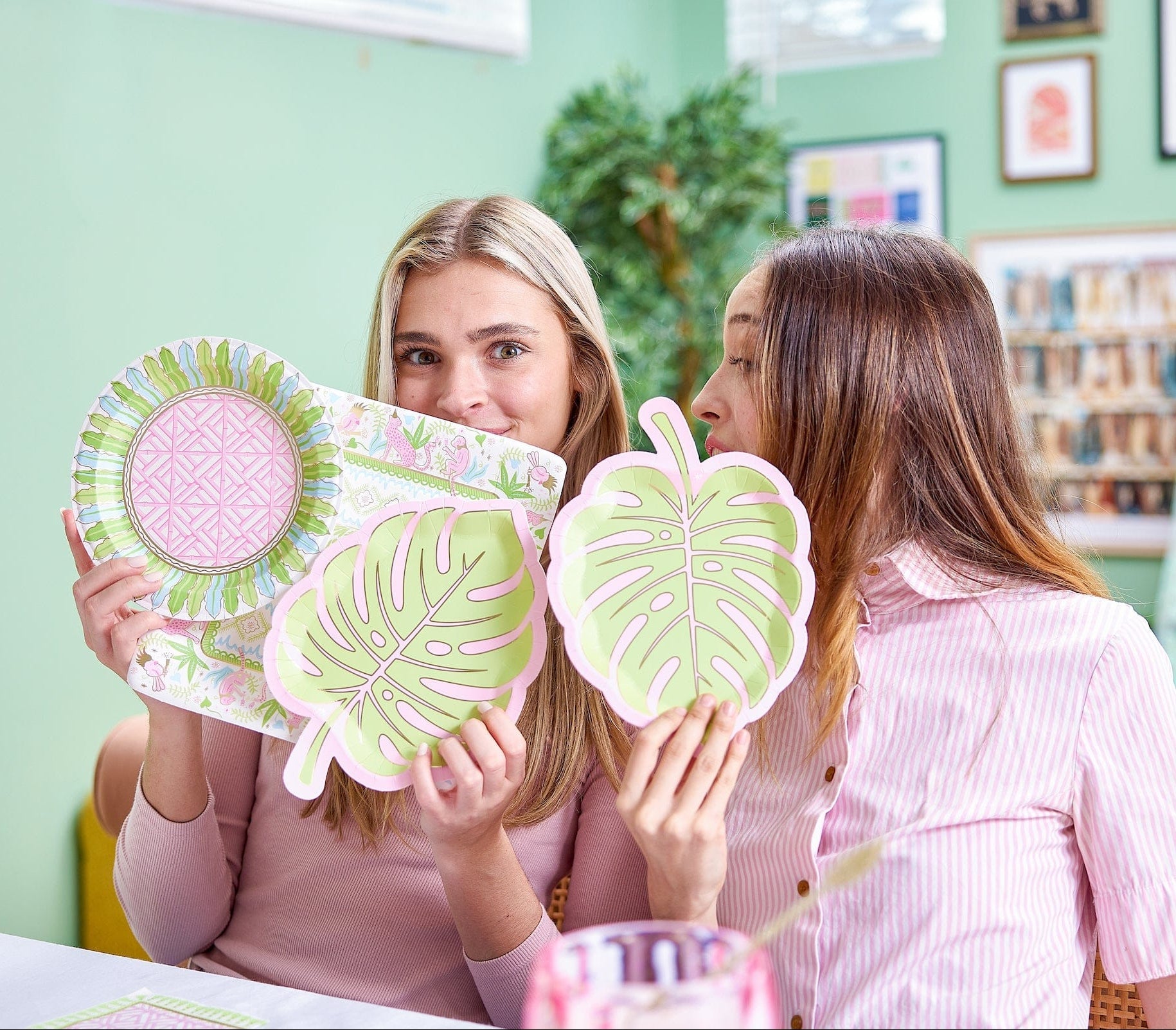 Cabana Club Dessert Plate (10 Ct)