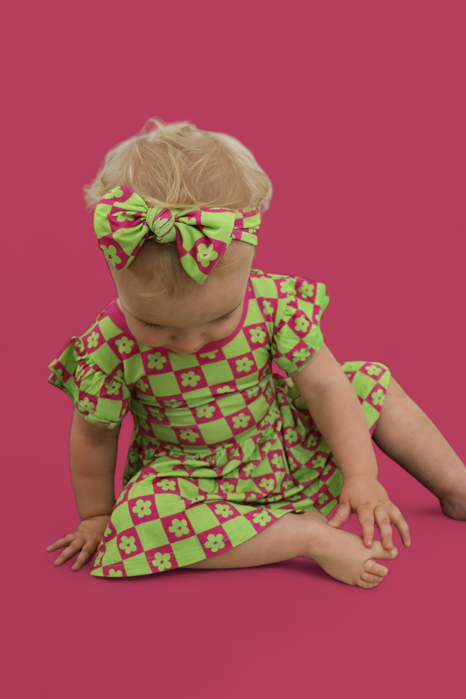 Wild Daisy Checkers Dream Bow