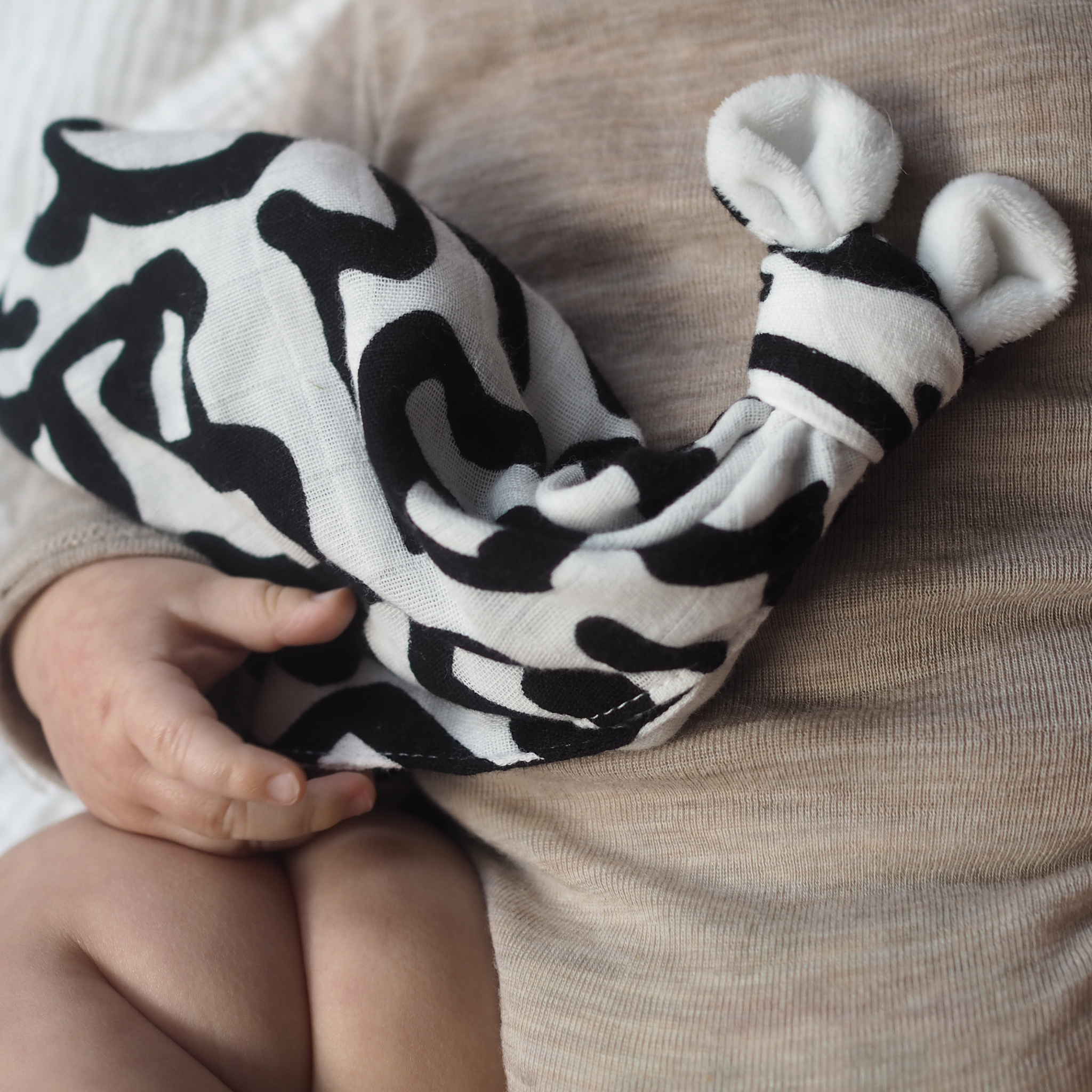 Etta Loves X Keith Haring 'baby' Lovey - For Newborn-4 Month Old Babies