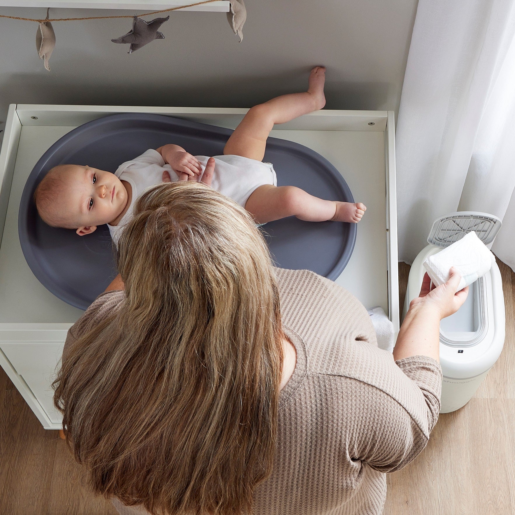 Shnuggle Eco-touch Nappy Bin Diaper Pail