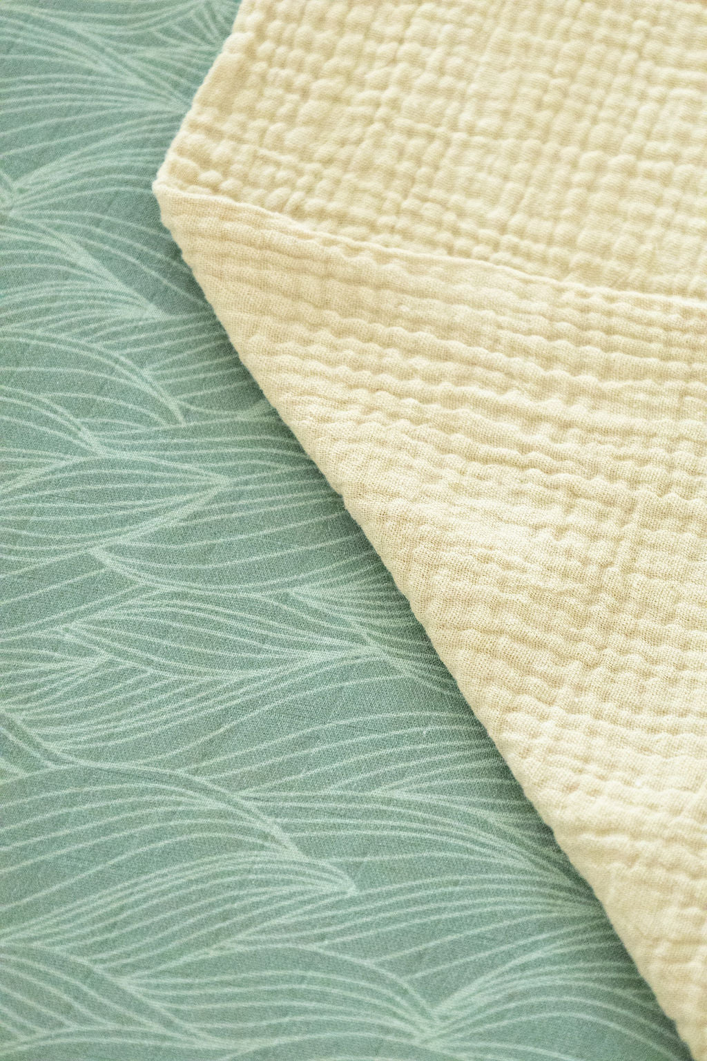 Organic Bamboo Blend Crib Sheet In Beanstalk