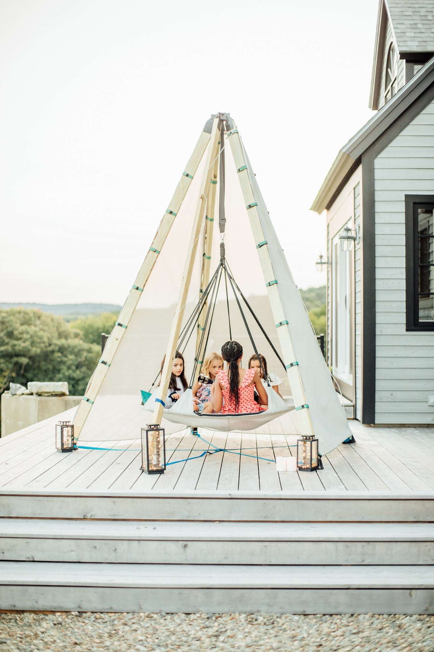 Hover Platform Swing