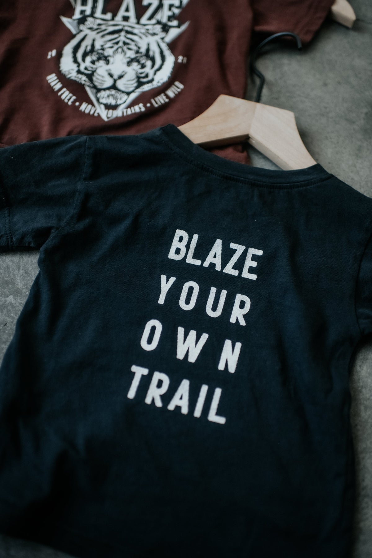 Legacy Tee | Bolt Tee In Graphite