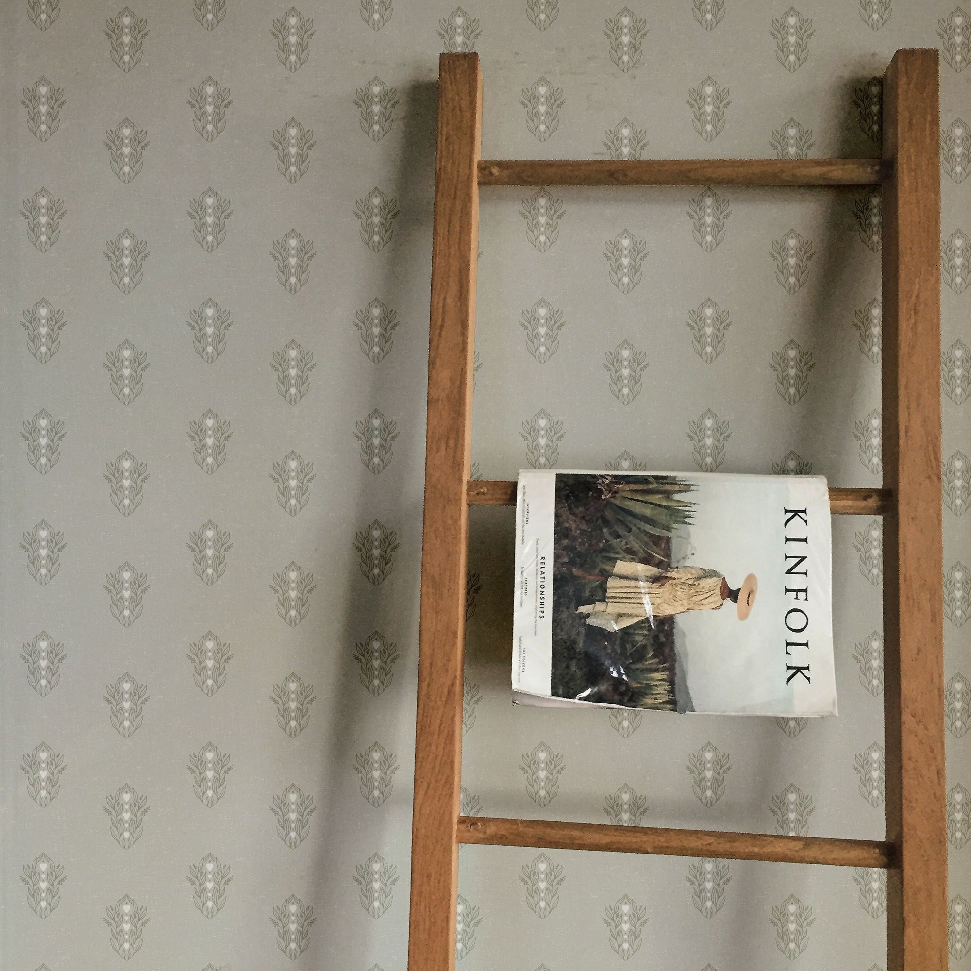 Leonore Wallpaper By Lisee Ree