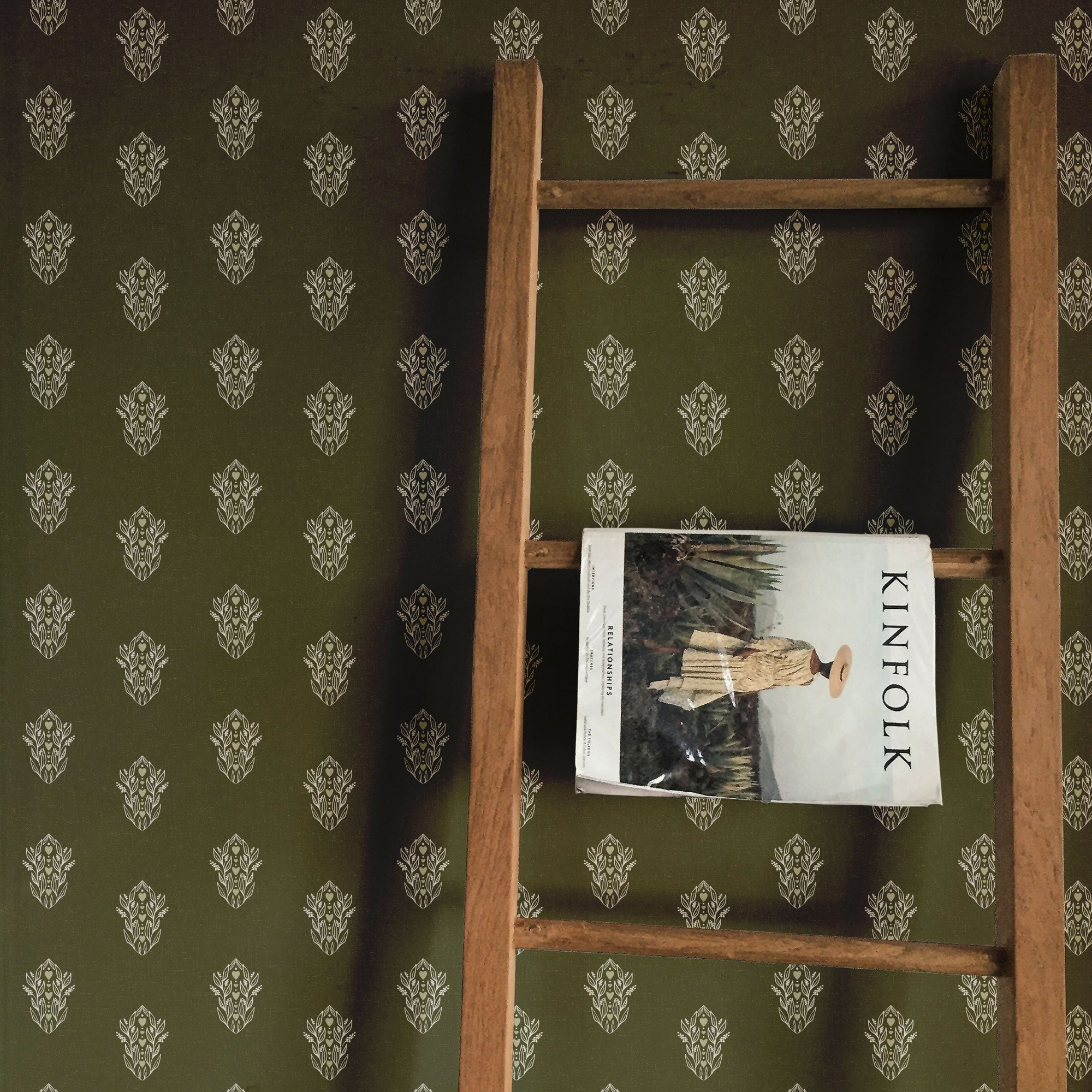 Leonore Wallpaper By Lisee Ree