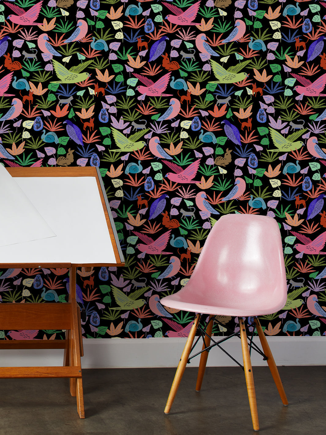 'bright Animales' Wallpaper By Tea Collection - Black