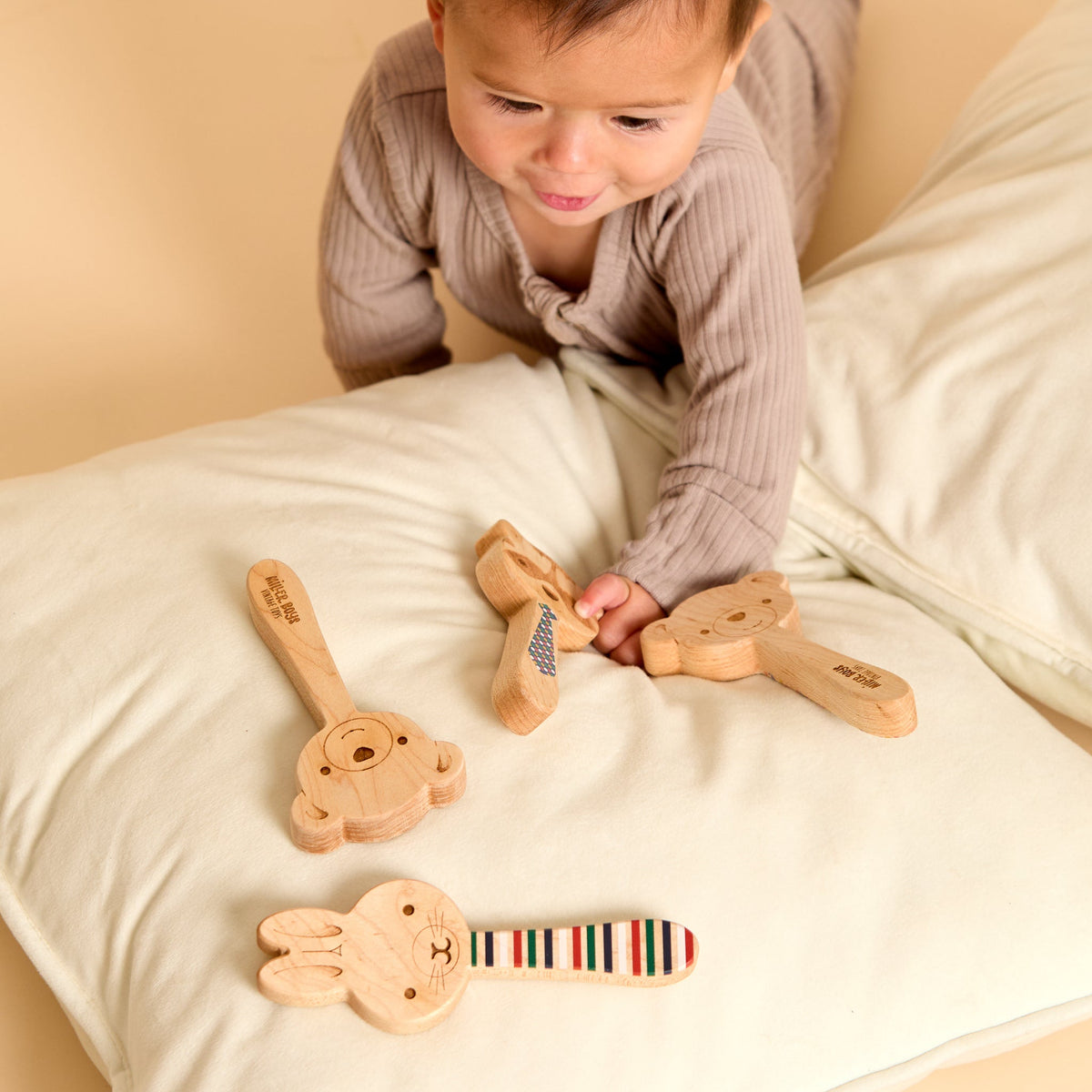Printed Bunny Single-piece Rattle And Matching Mirror
