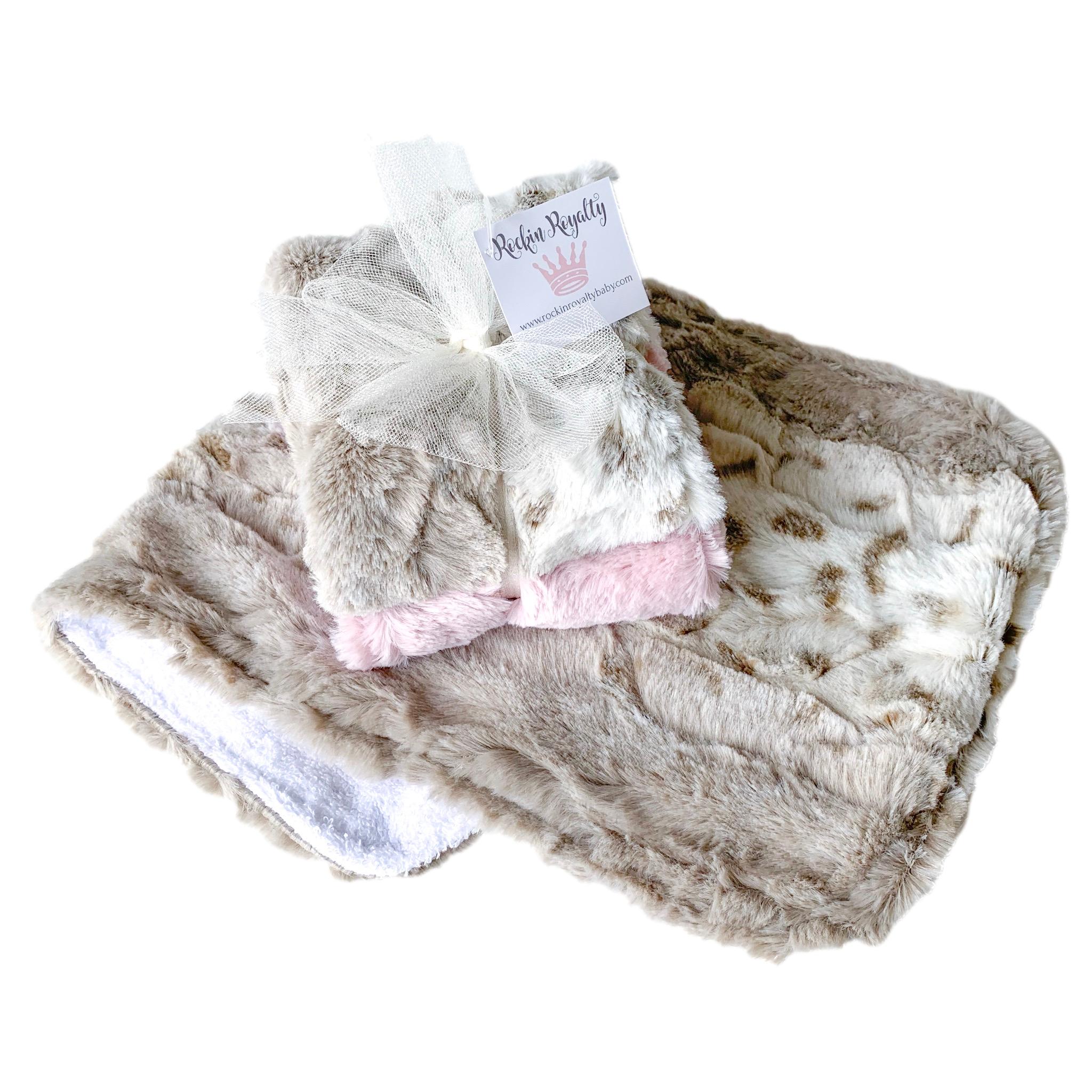 Dusty Pink Snowcat Royale Moses Gift Set