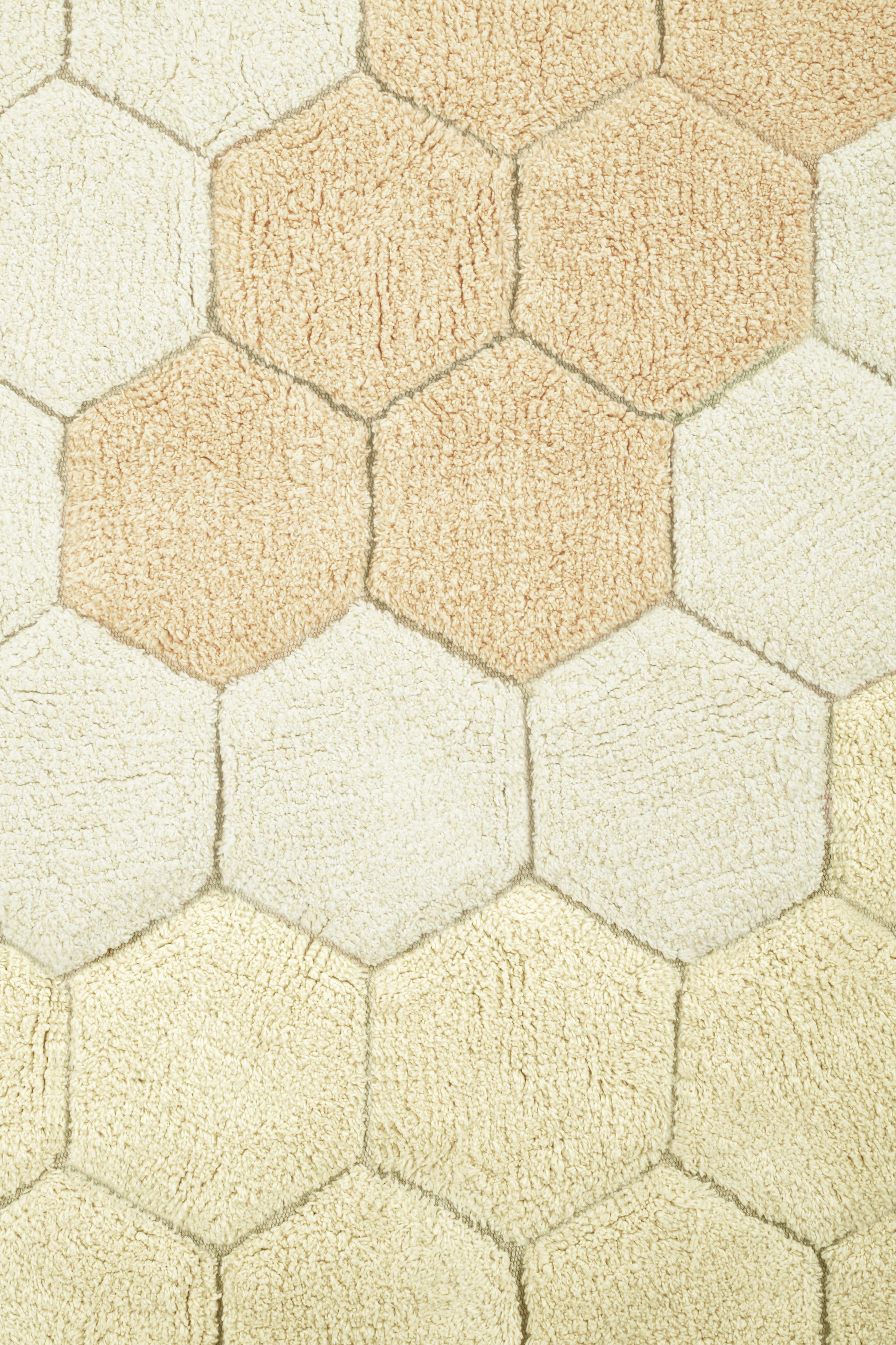 WASHABLE ROUND RUG HONEYCOMB GOLDEN  - Planet Bee