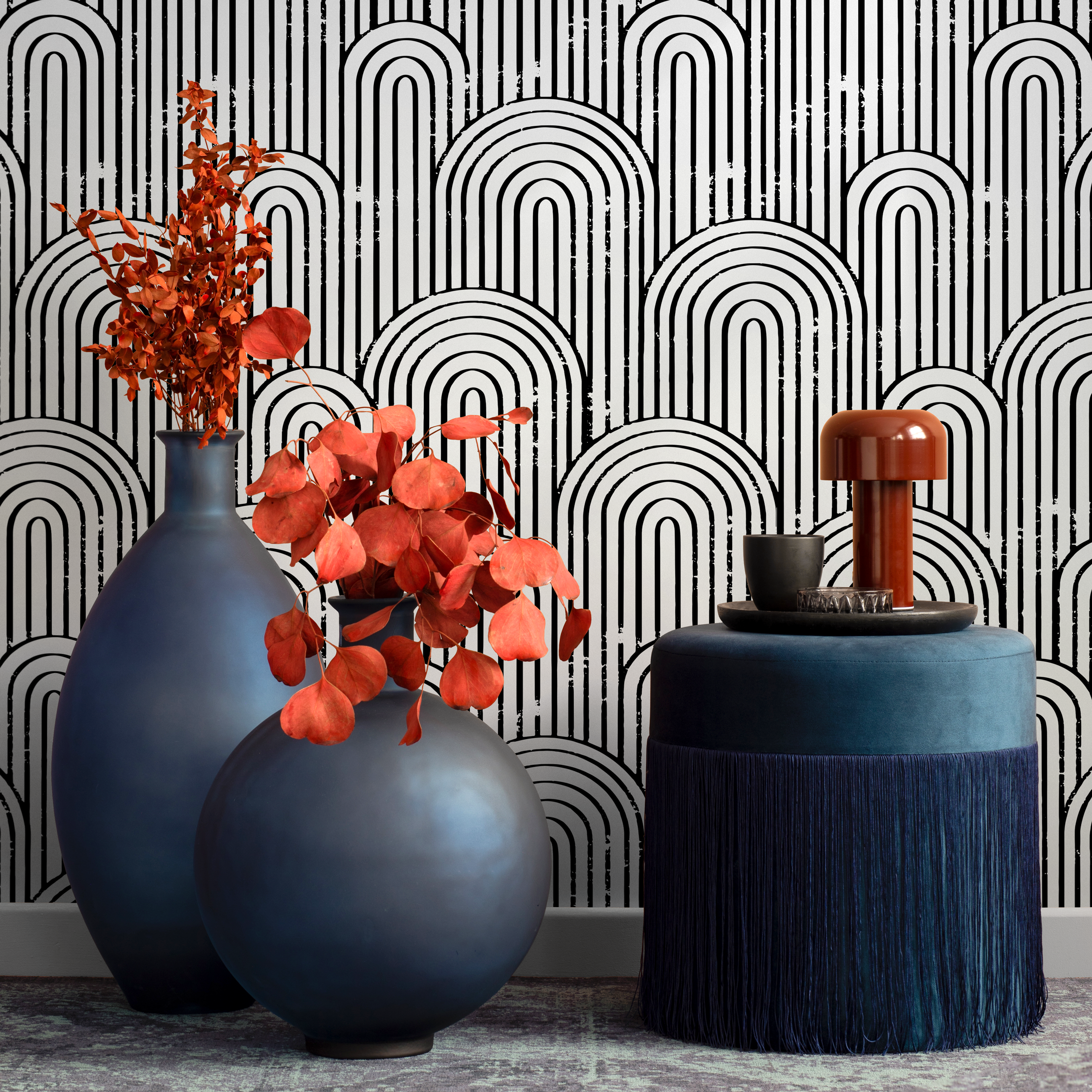 Art Deco Wallpaper With A Repeating Arch Motif In Black And White - C014