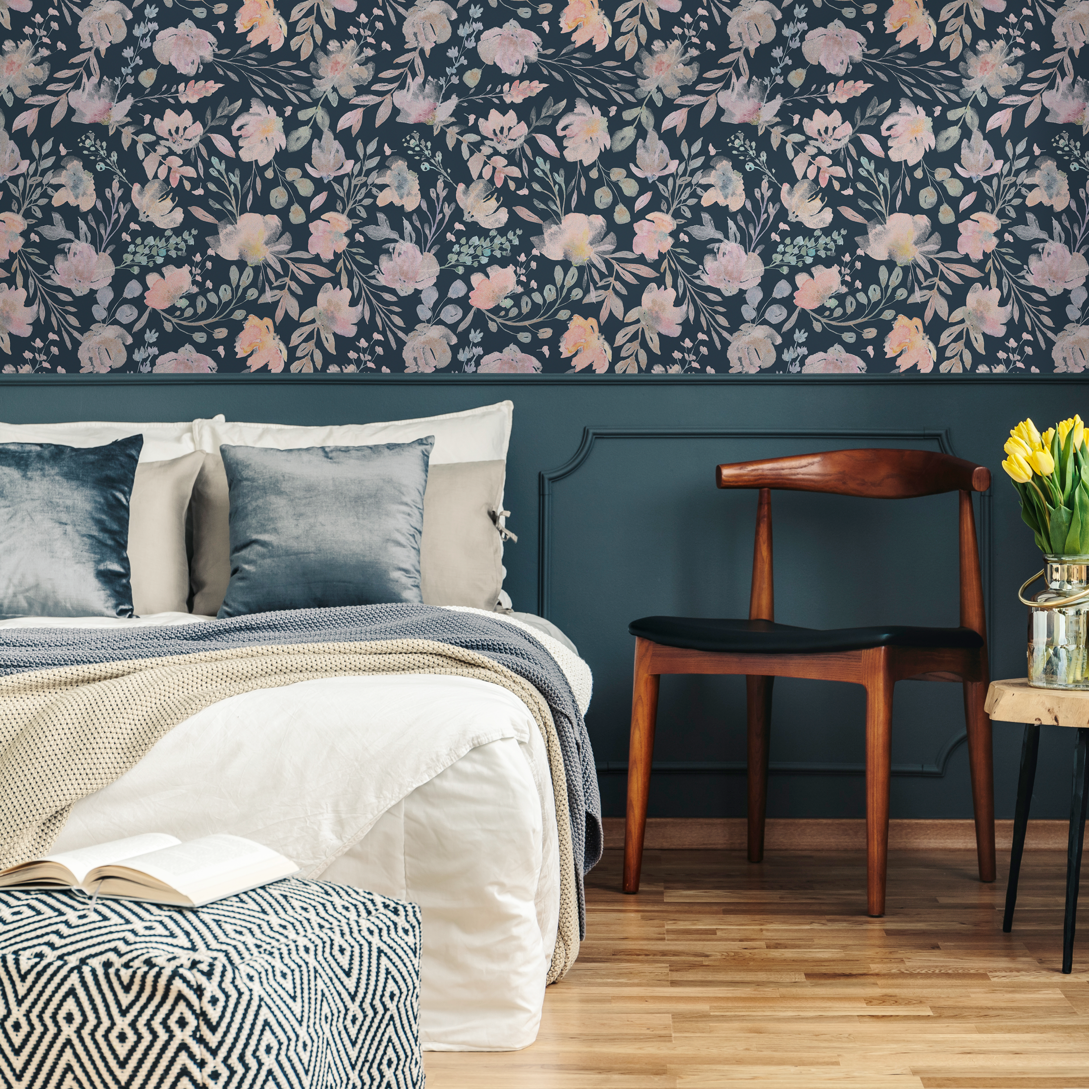 Floral Wallpaper With Watercolor Blooms In Dark Blue, Pink, And Green - C034