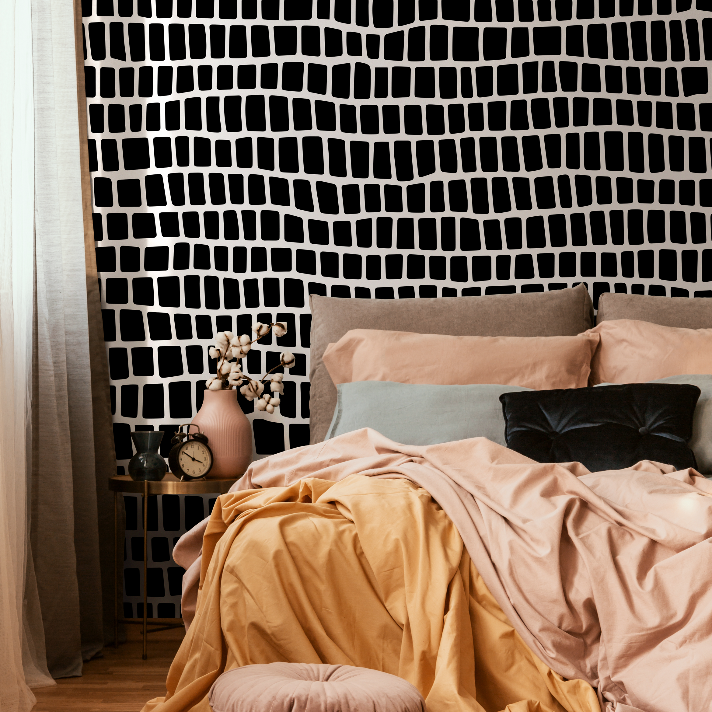 Geometric Wallpaper Featuring An Irregular Block Print In Black And White - C054