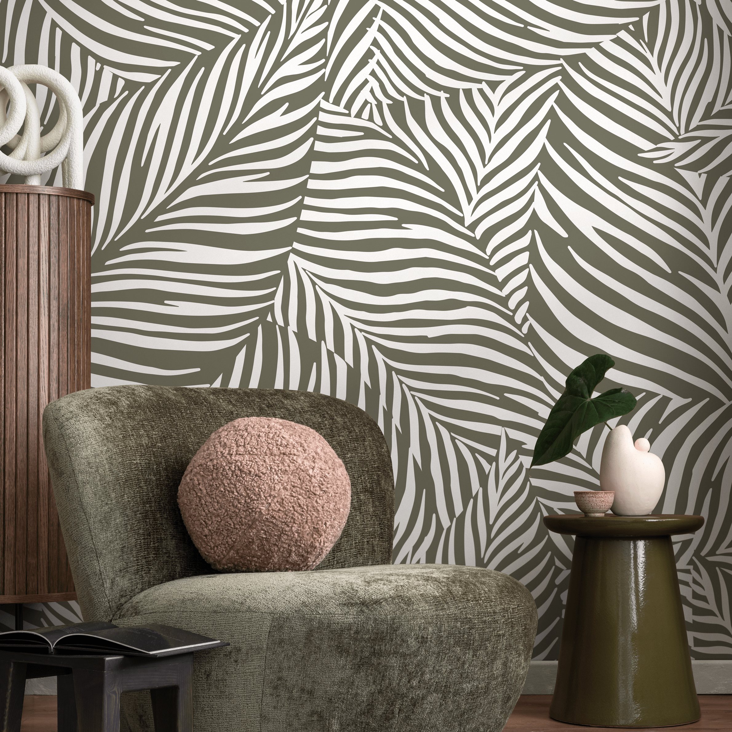 Botanical Wallpaper With A Bold Palm Frond Motif In Green And White - C118