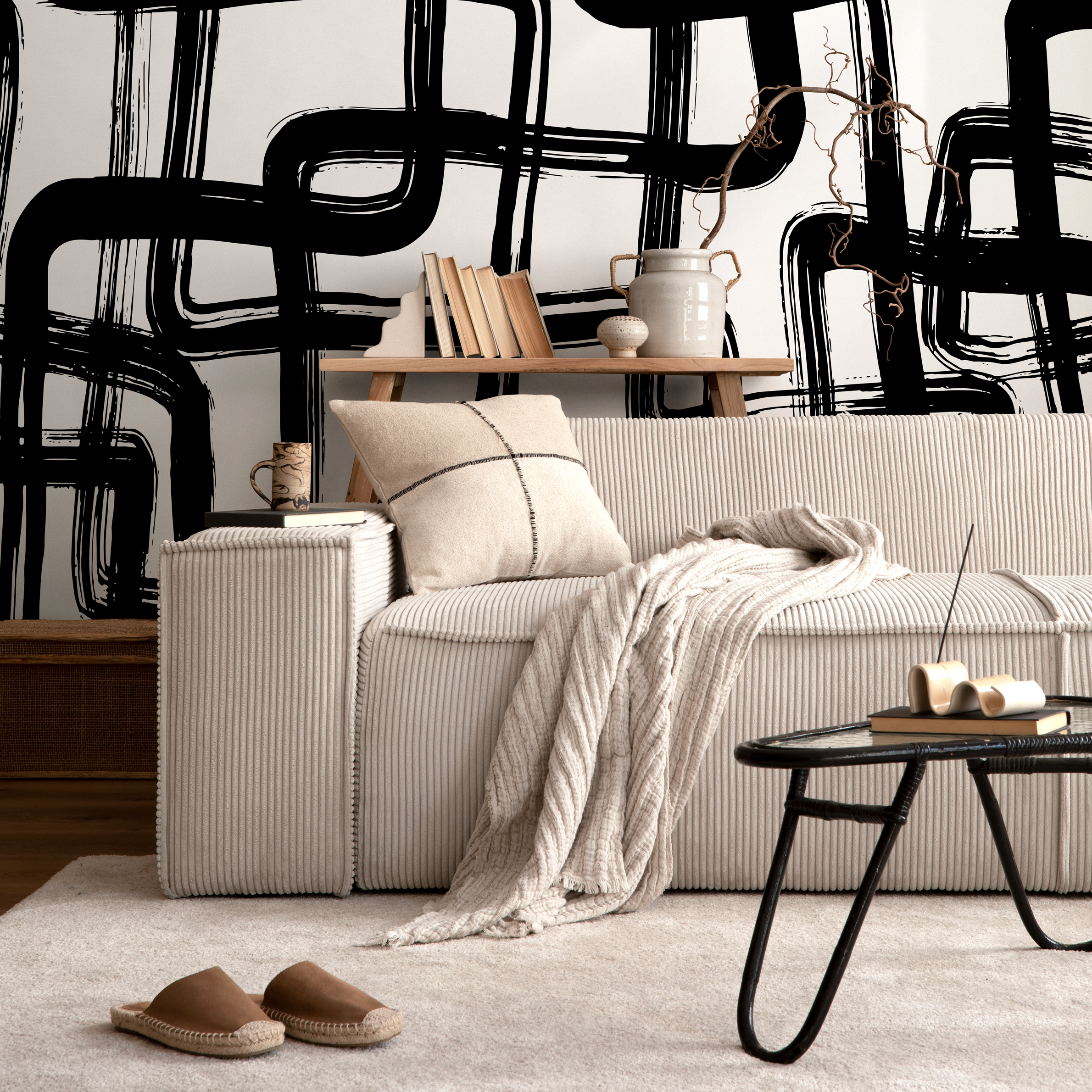 Abstract Wallpaper With Bold Brushstrokes In Black And White - C119