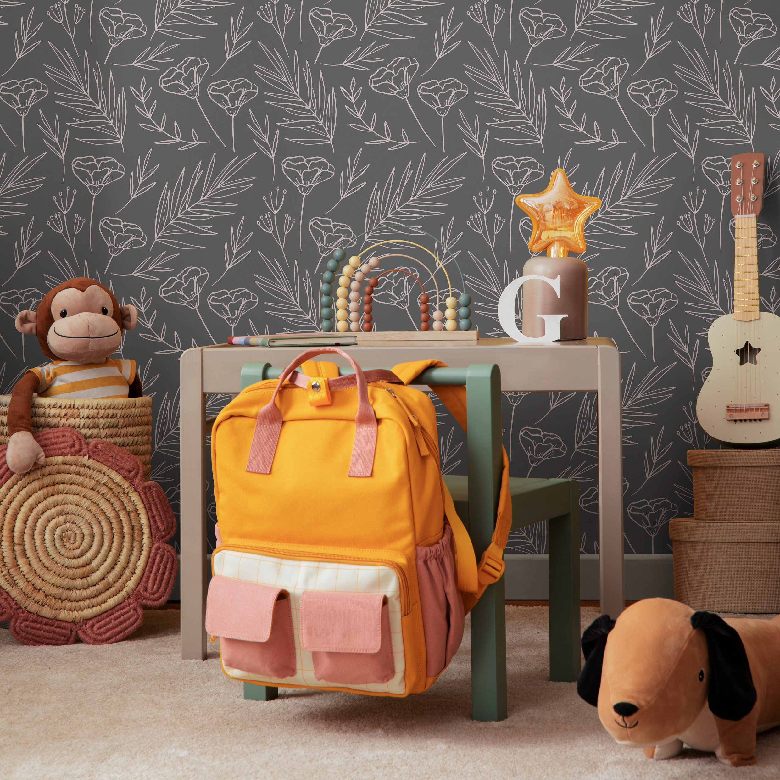 Floral Wallpaper With Minimalist Line-drawn Flowers In Gray And Pink - C196