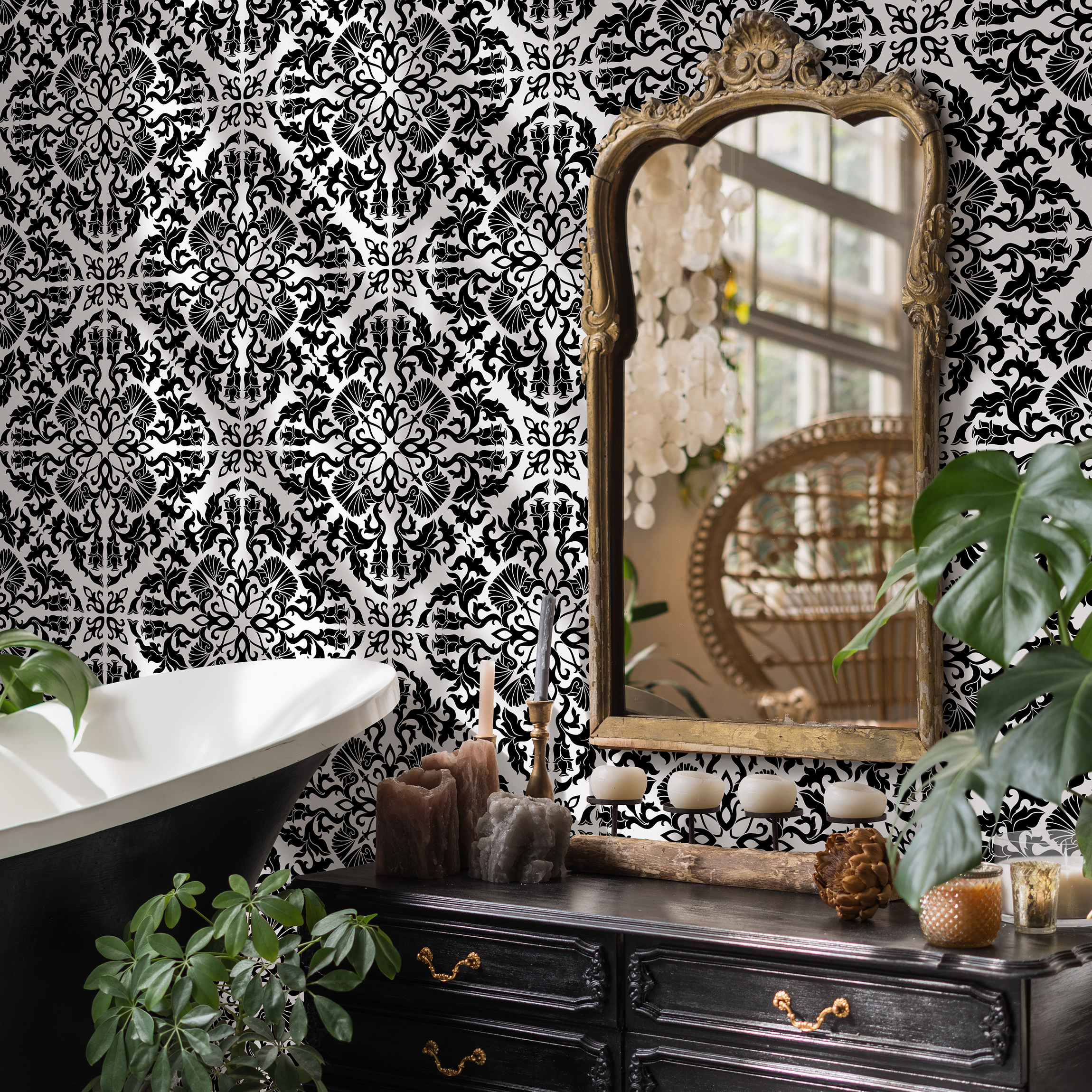 Tile Wallpaper With A Victorian Damask Motif In Black And White - C226