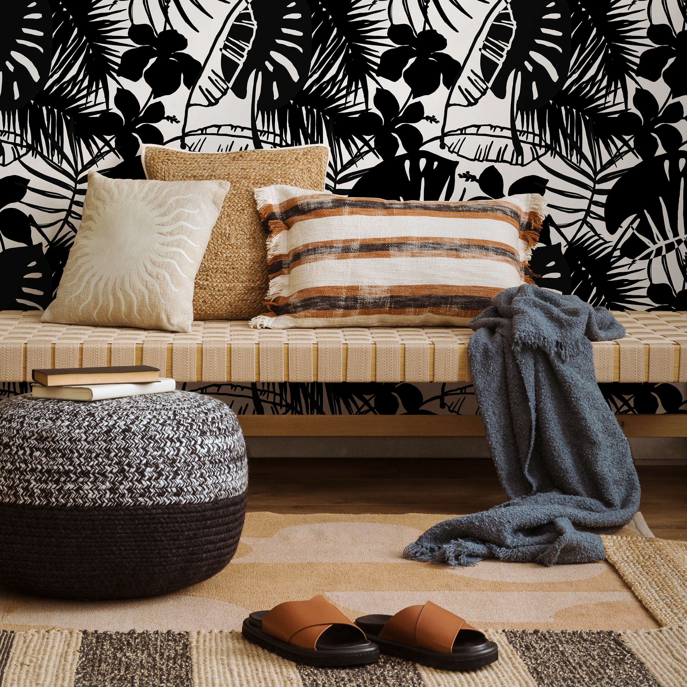 Tropical Wallpaper With Hibiscus And Palm Leaf Silhouettes In Black And White - C298