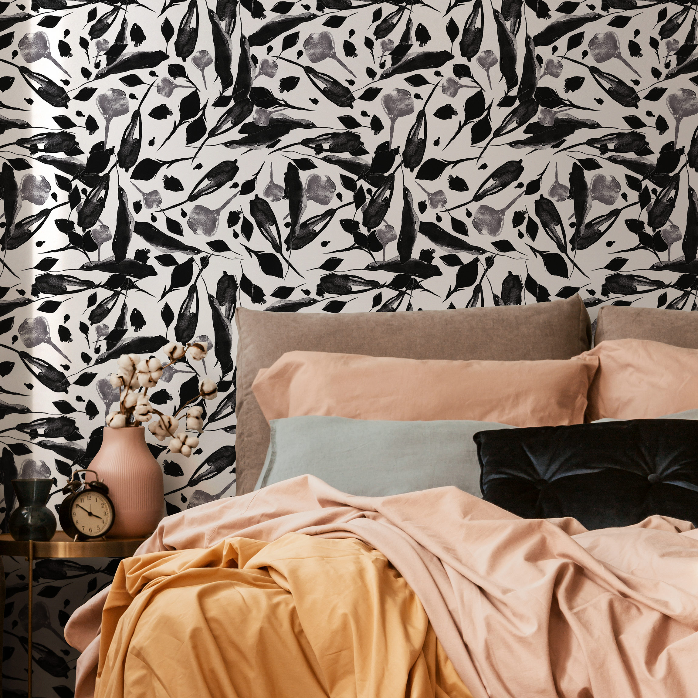 Floral Wallpaper With An Abstract Watercolor Motif In Black And Grey - C305