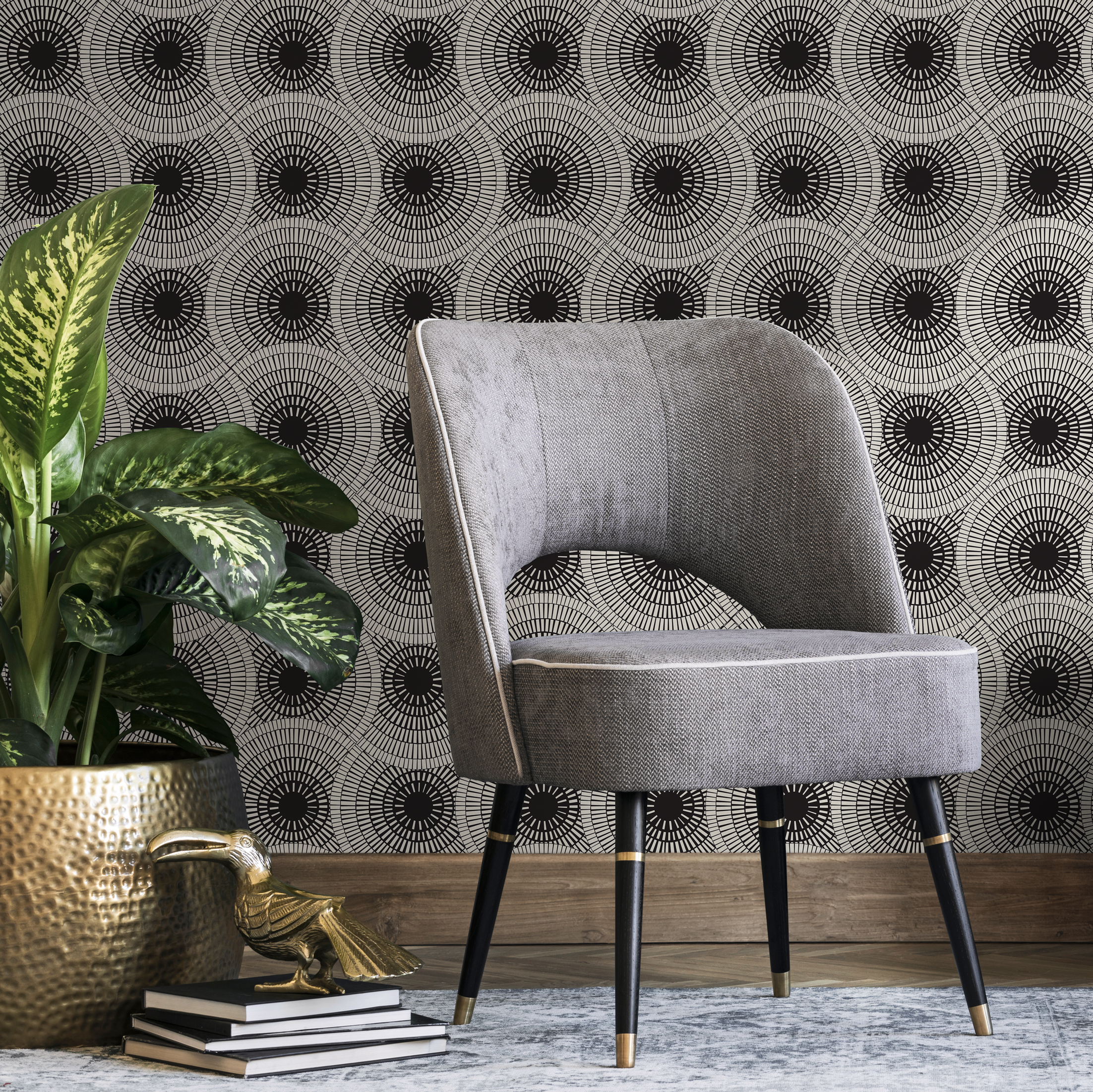 Geometric Wallpaper With Radiating Circle Motifs In Black And White - C323