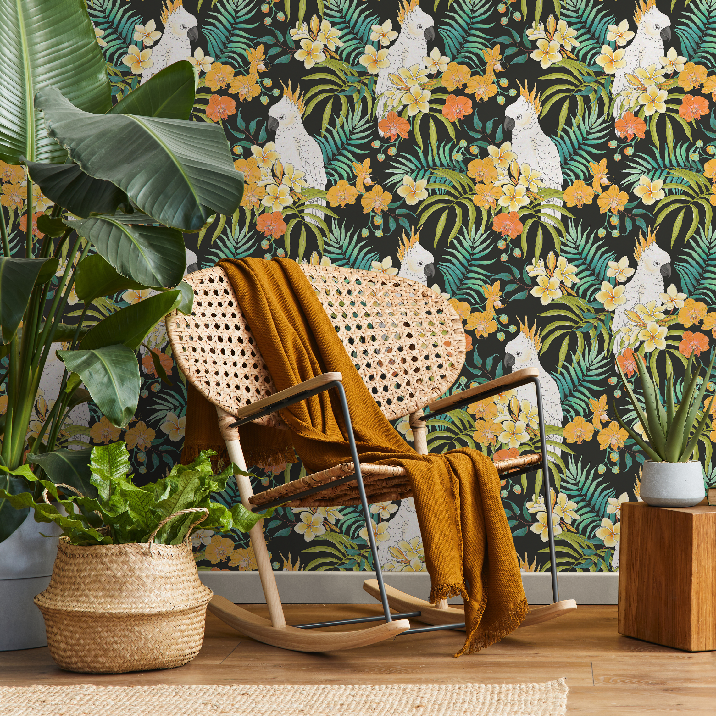 Tropical Animal Wallpaper With Cockatoos And Palm Leaves In Black, Yellow, And Green - C330