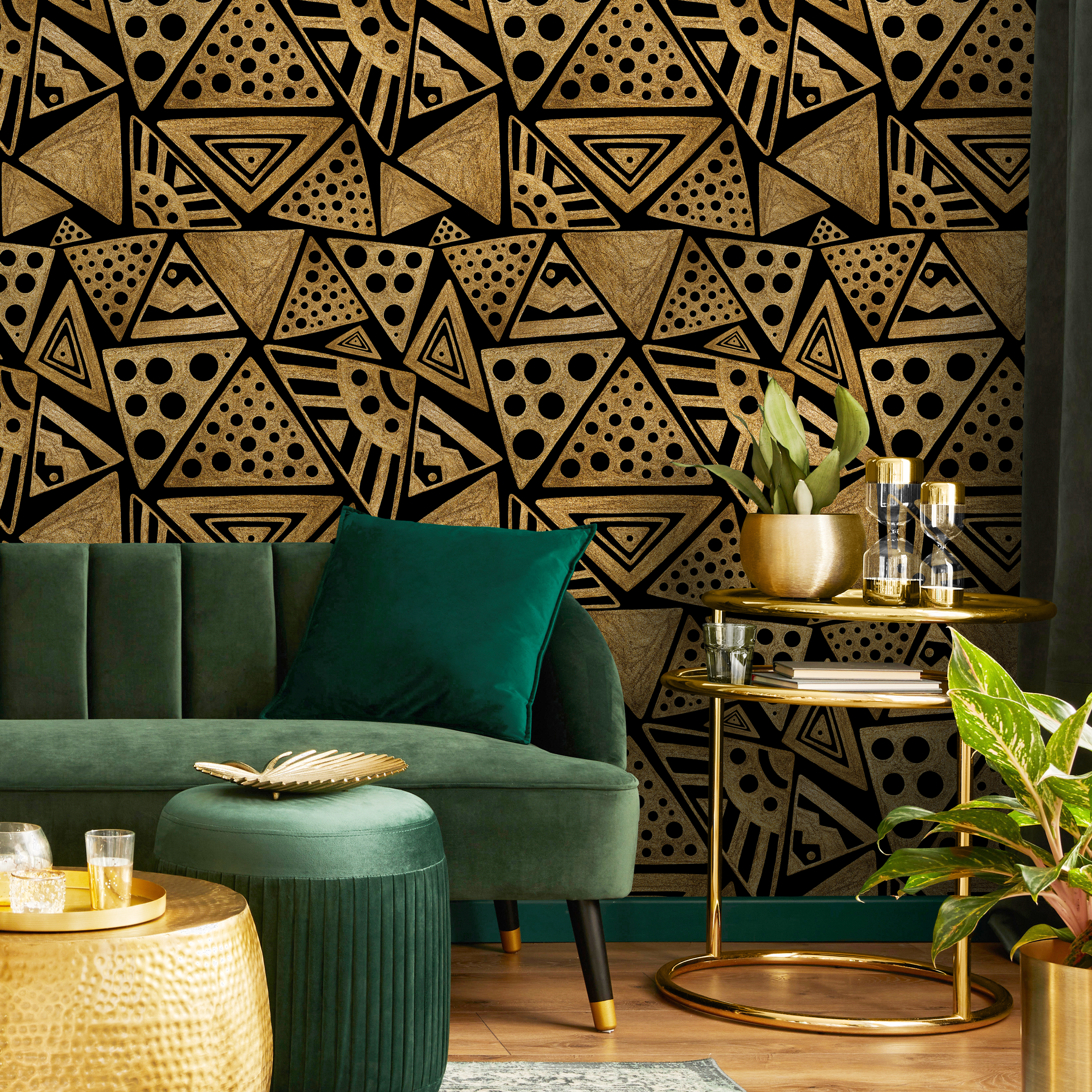 Tribal Wallpaper With A Sketched Triangle Motif In Gold And Black - C341