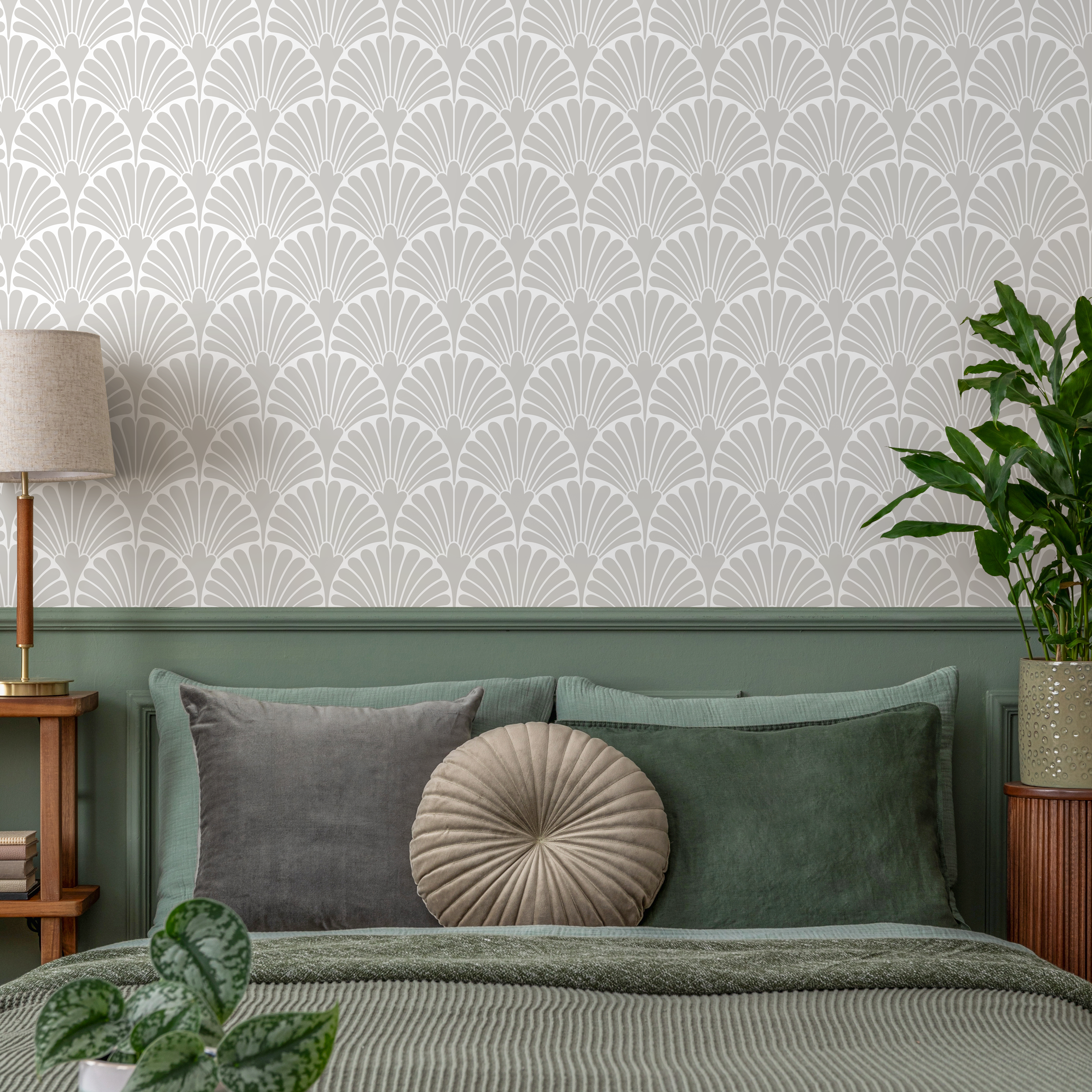 Art Deco Wallpaper With A Stylized Fan Motif In Gray And White - C366