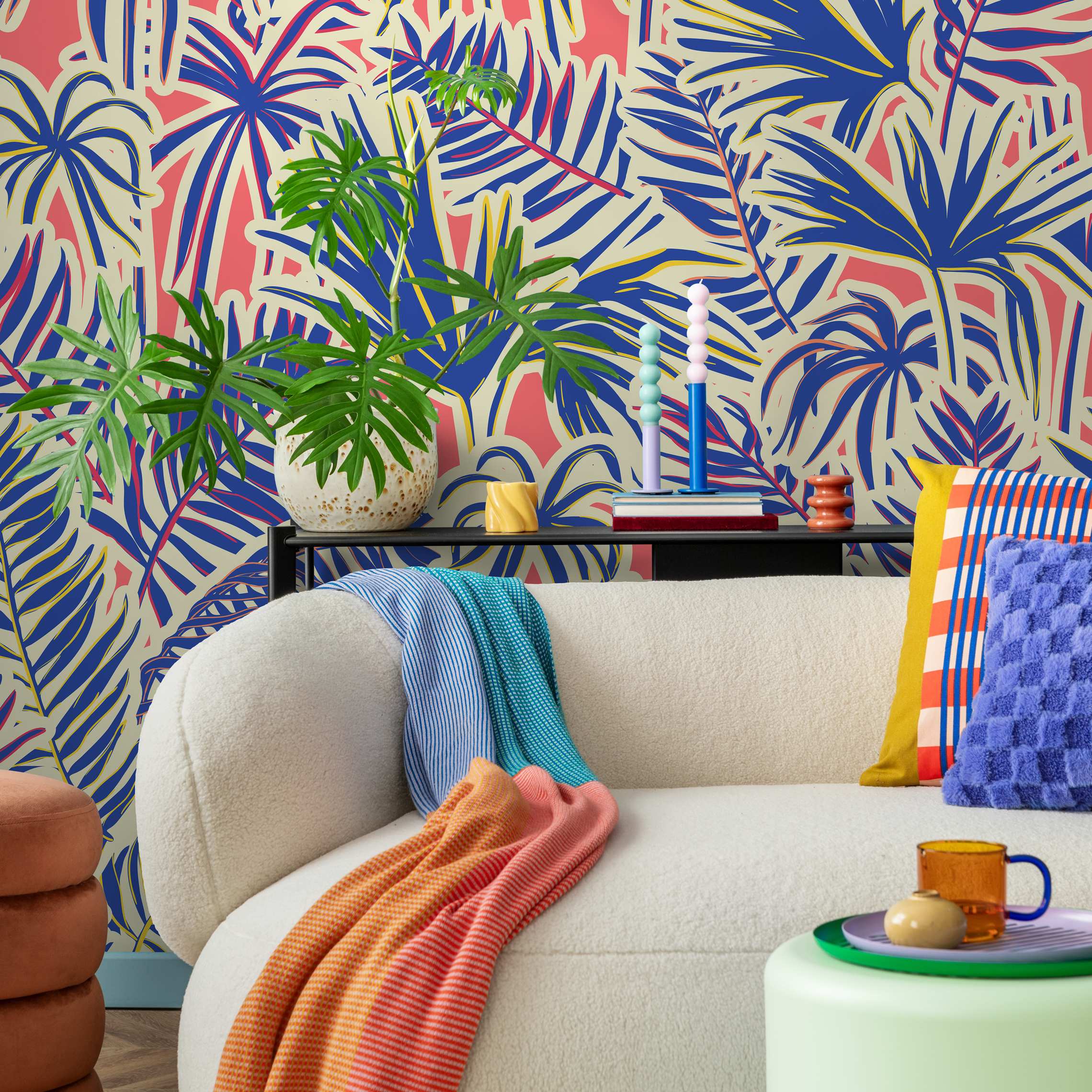 Tropical Wallpaper Featuring Stylized Jungle Leaves In Blue, Pink, And Cream - C371