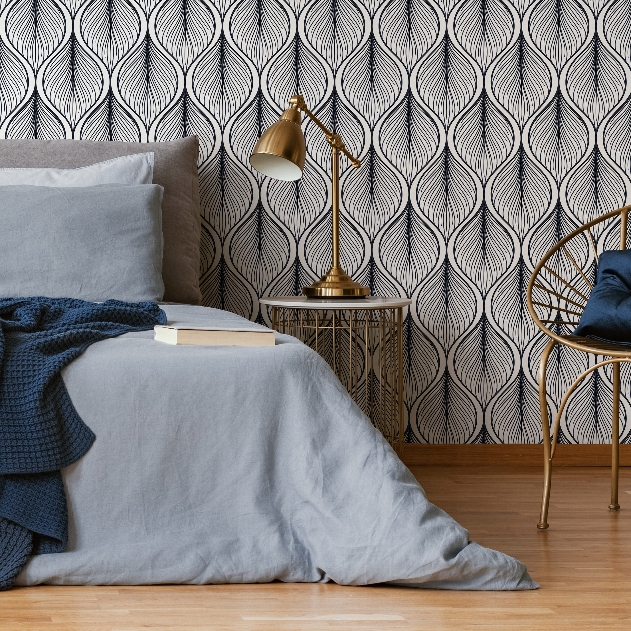 Abstract Wallpaper With Flowing Leaf Motifs In Navy Blue And Cream - C387