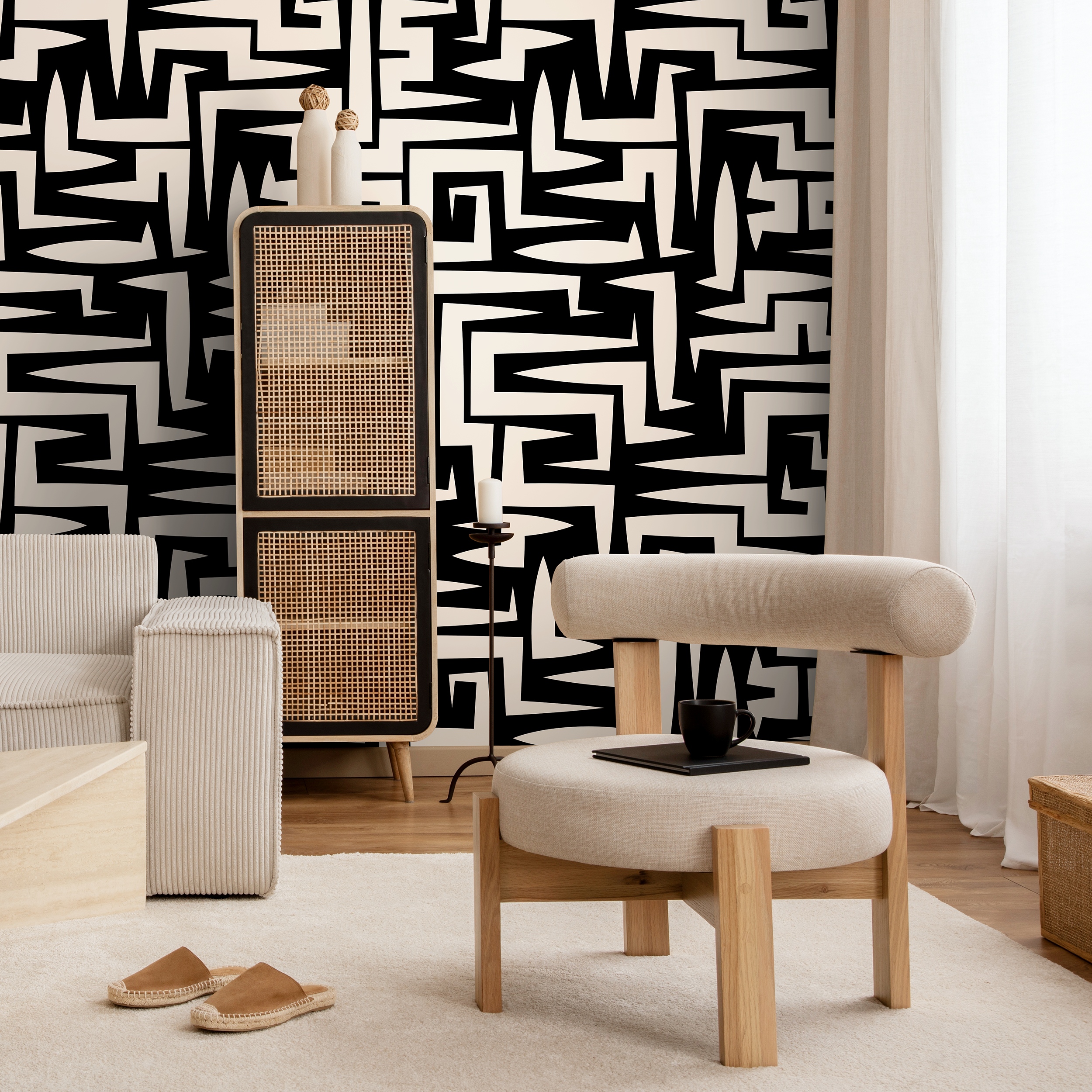 Abstract Wallpaper With A Bold Graphic Maze Motif In Black And Off-white - C388