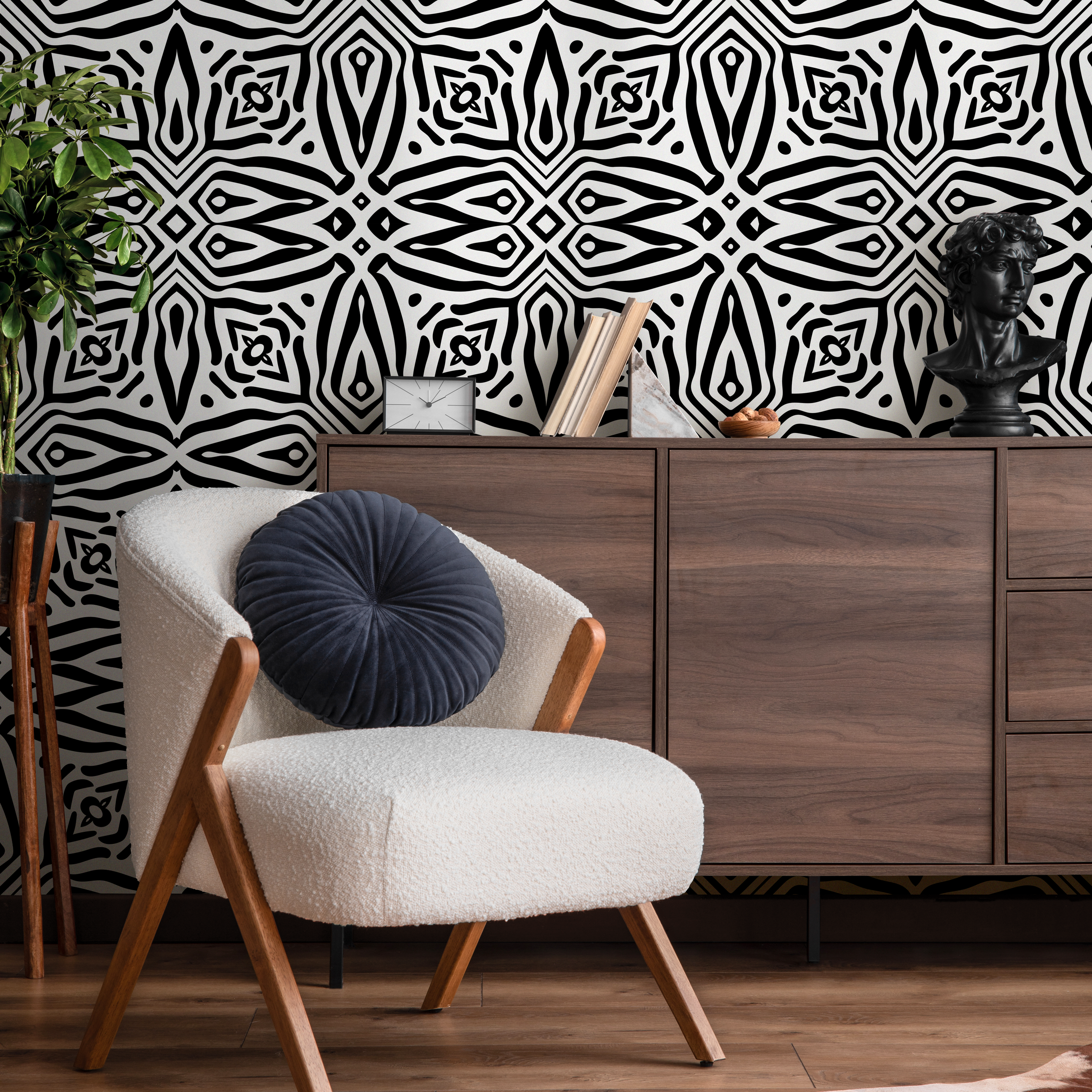 African Wallpaper With A Symmetrical Tribal Pattern In Black And White - C392