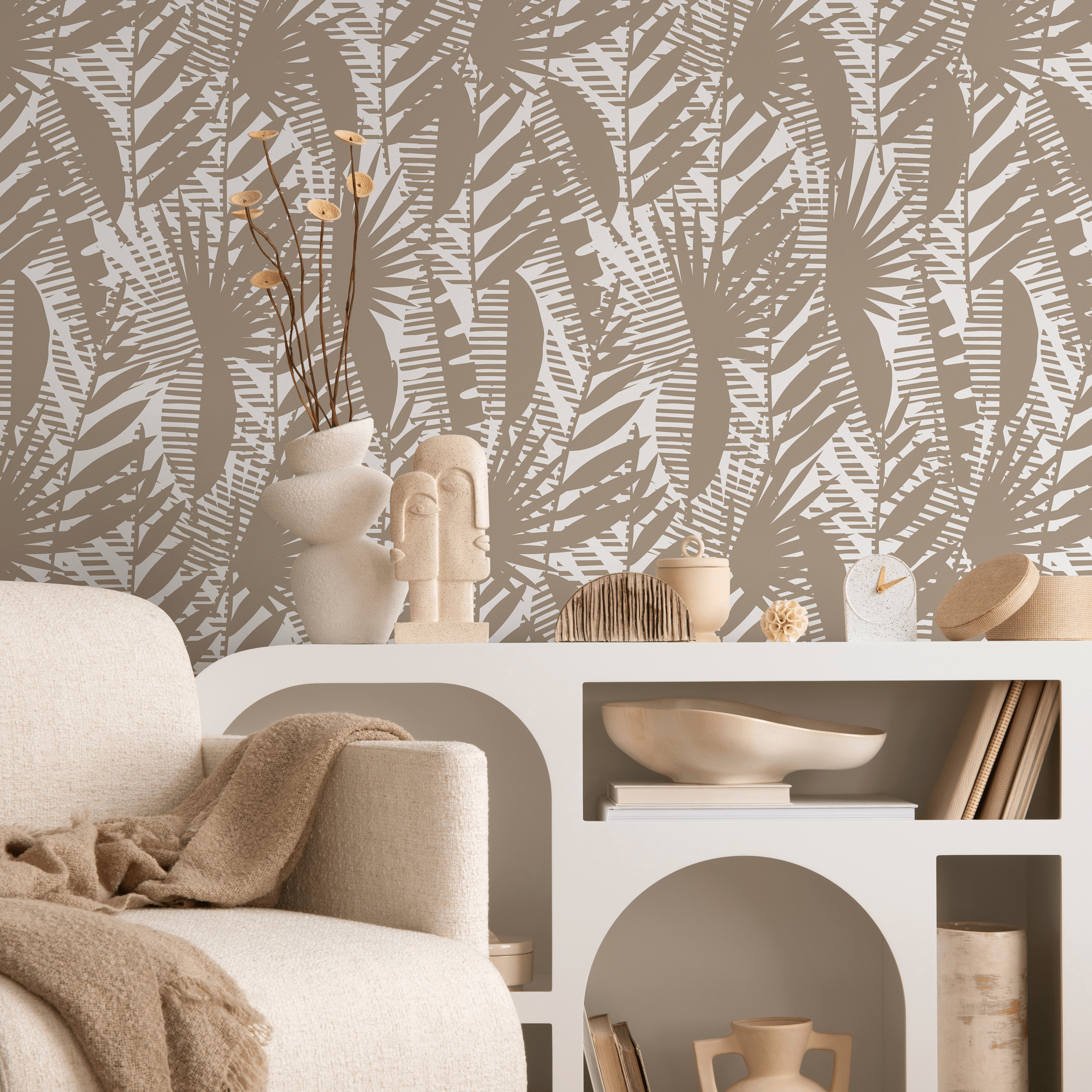 Botanical Wallpaper With Stylized Palm Leaves In Beige And Off-white - C402
