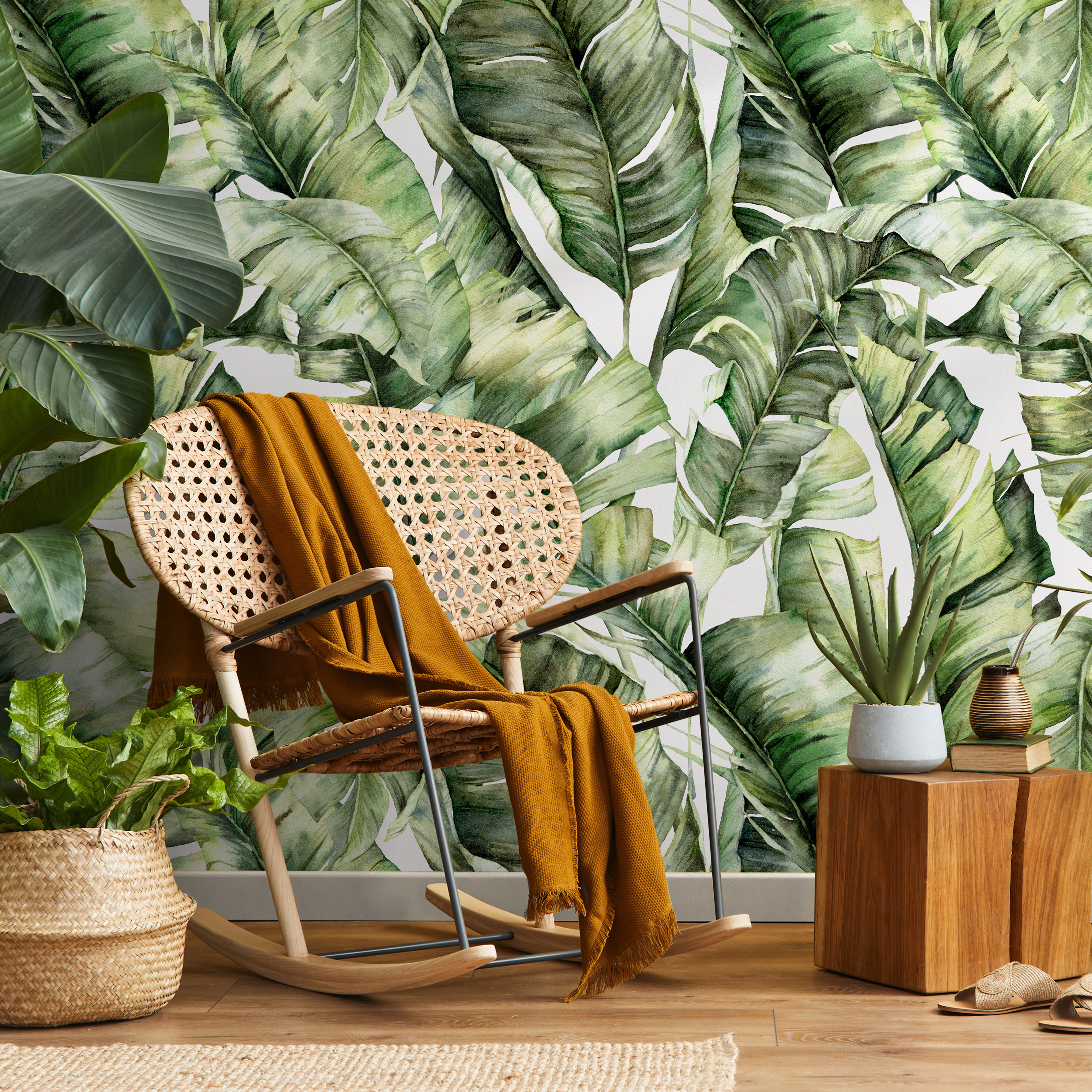 Botanical Wallpaper Featuring Lush Banana Leaves In Green - C405