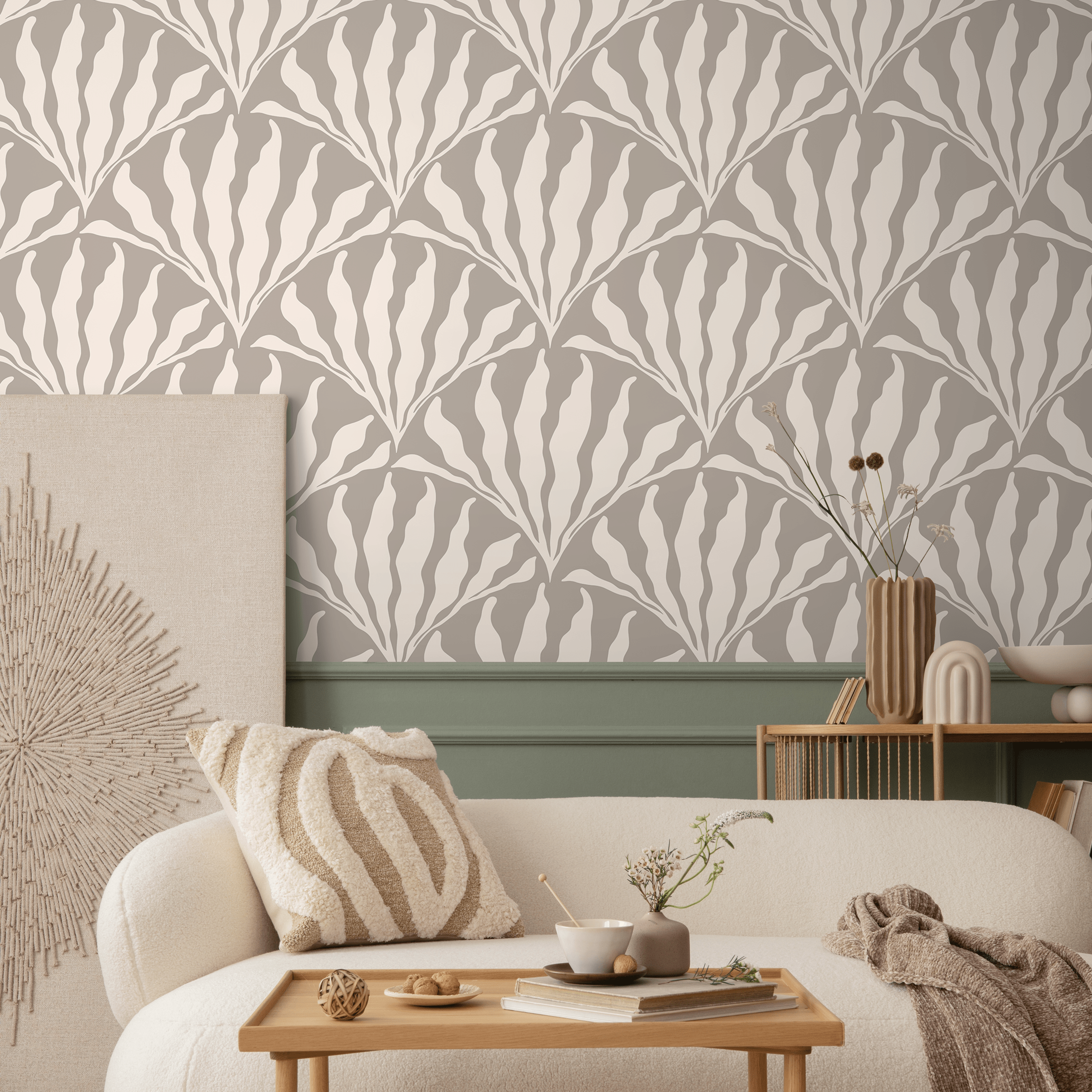 Art Deco Wallpaper With A Stylized Leaf Fan Motif In Grey And Cream - C418