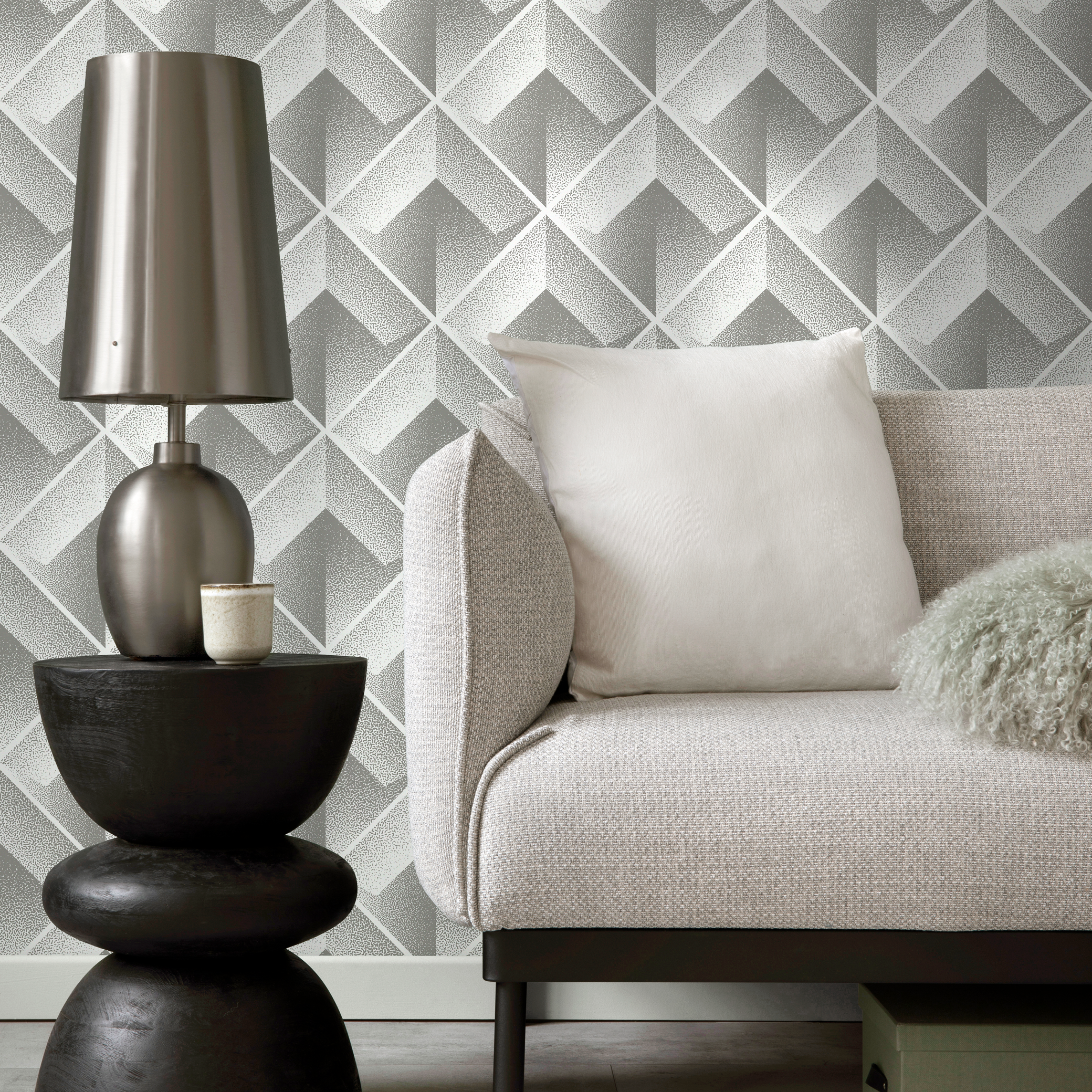 Geometric Wallpaper With A 3d Stippled Cube Motif In Grey And White - C470