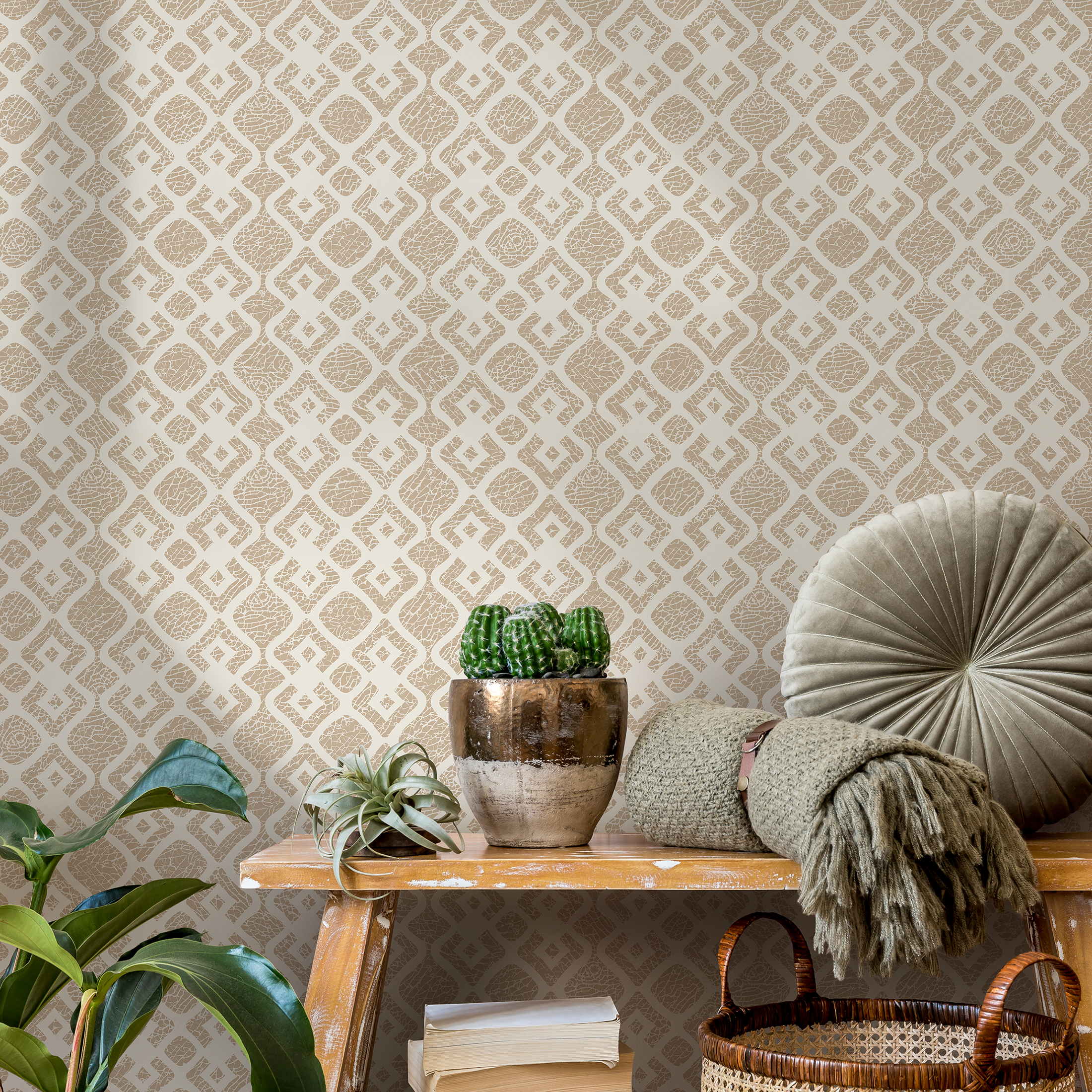 Geometric Wallpaper With A Textured Trellis Motif In Beige And Cream - C491