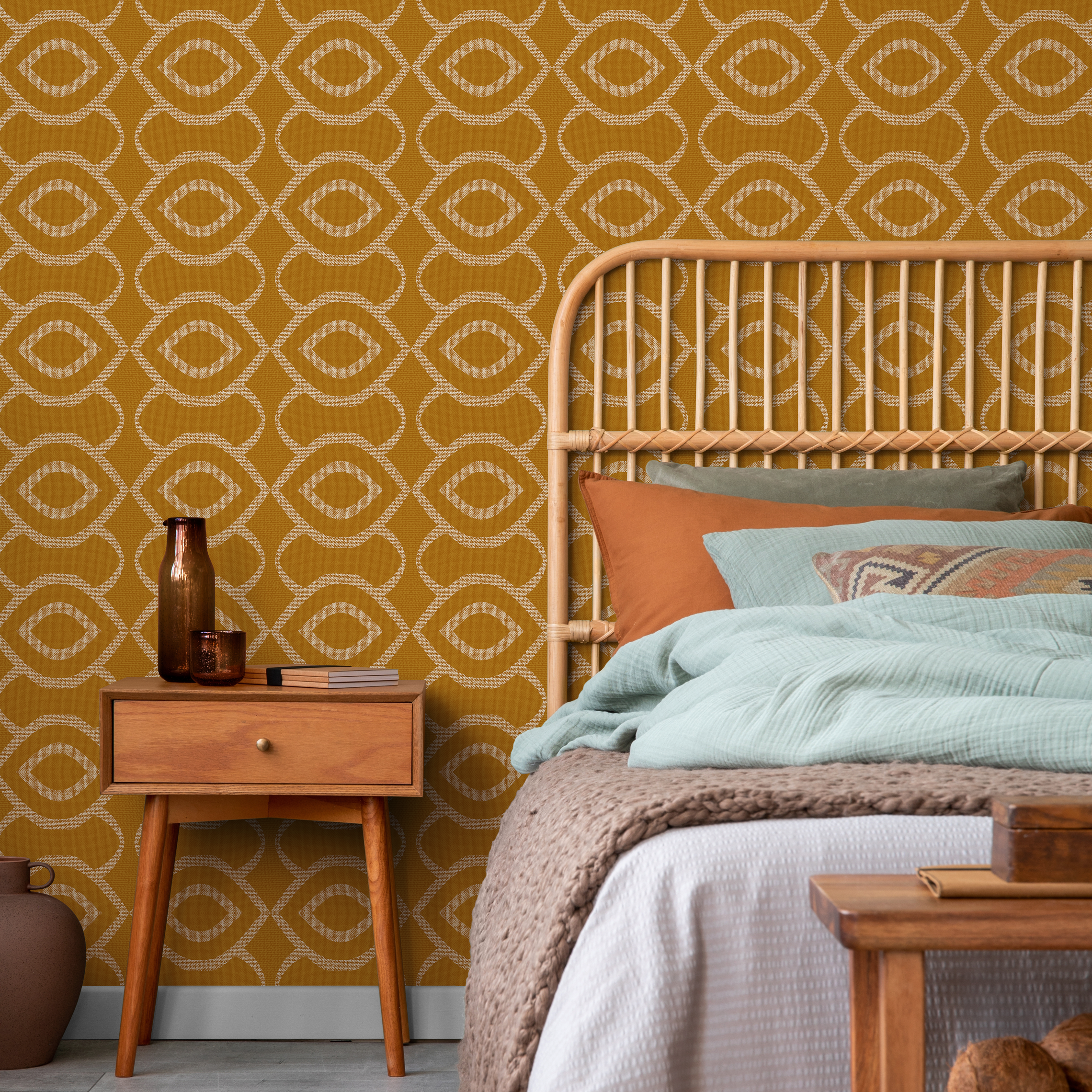 Retro Wallpaper With A Geometric Chain Link Motif In Mustard Yellow And Beige - C495
