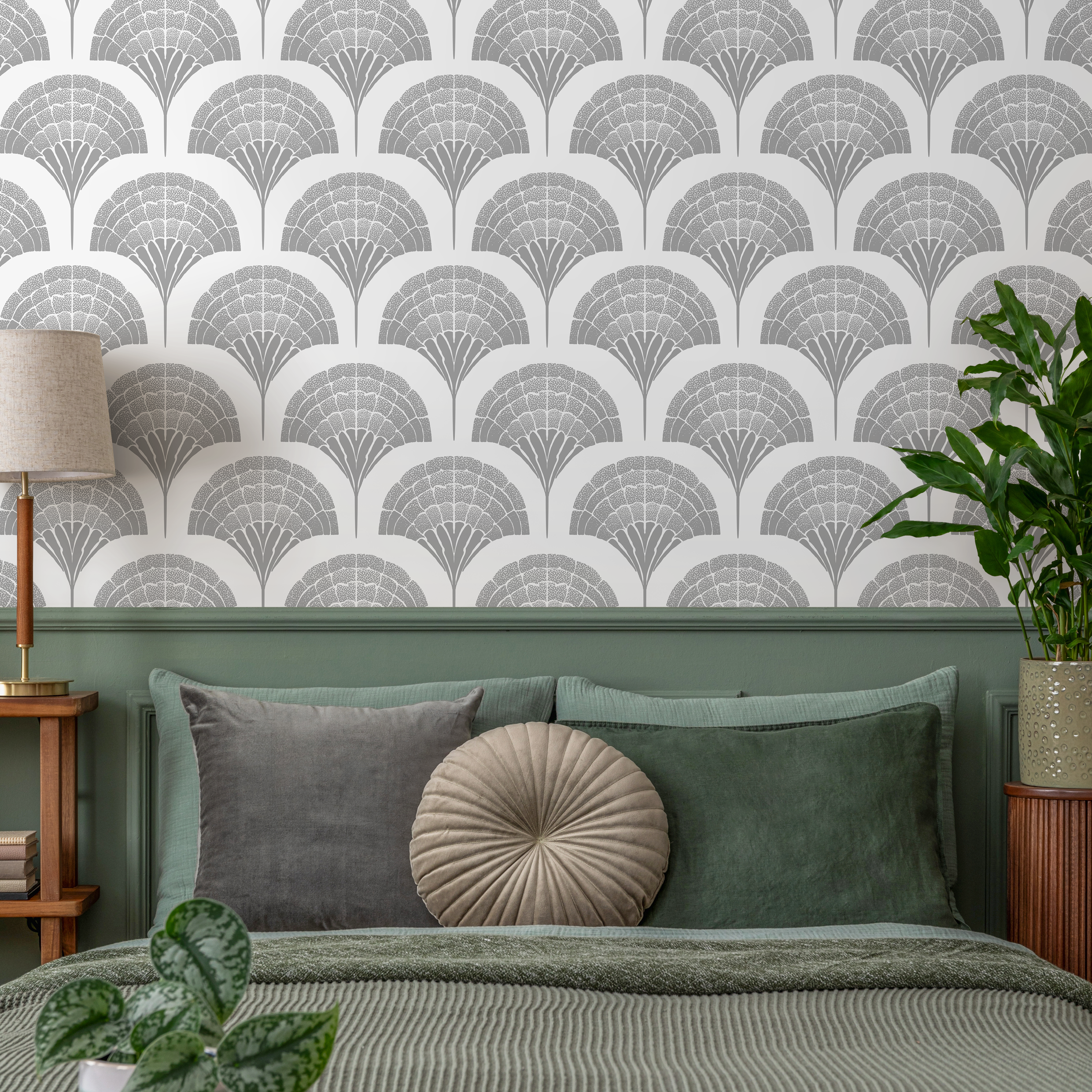 Art Deco Wallpaper With A Stylized Ginkgo Leaf Motif In Gray - C501