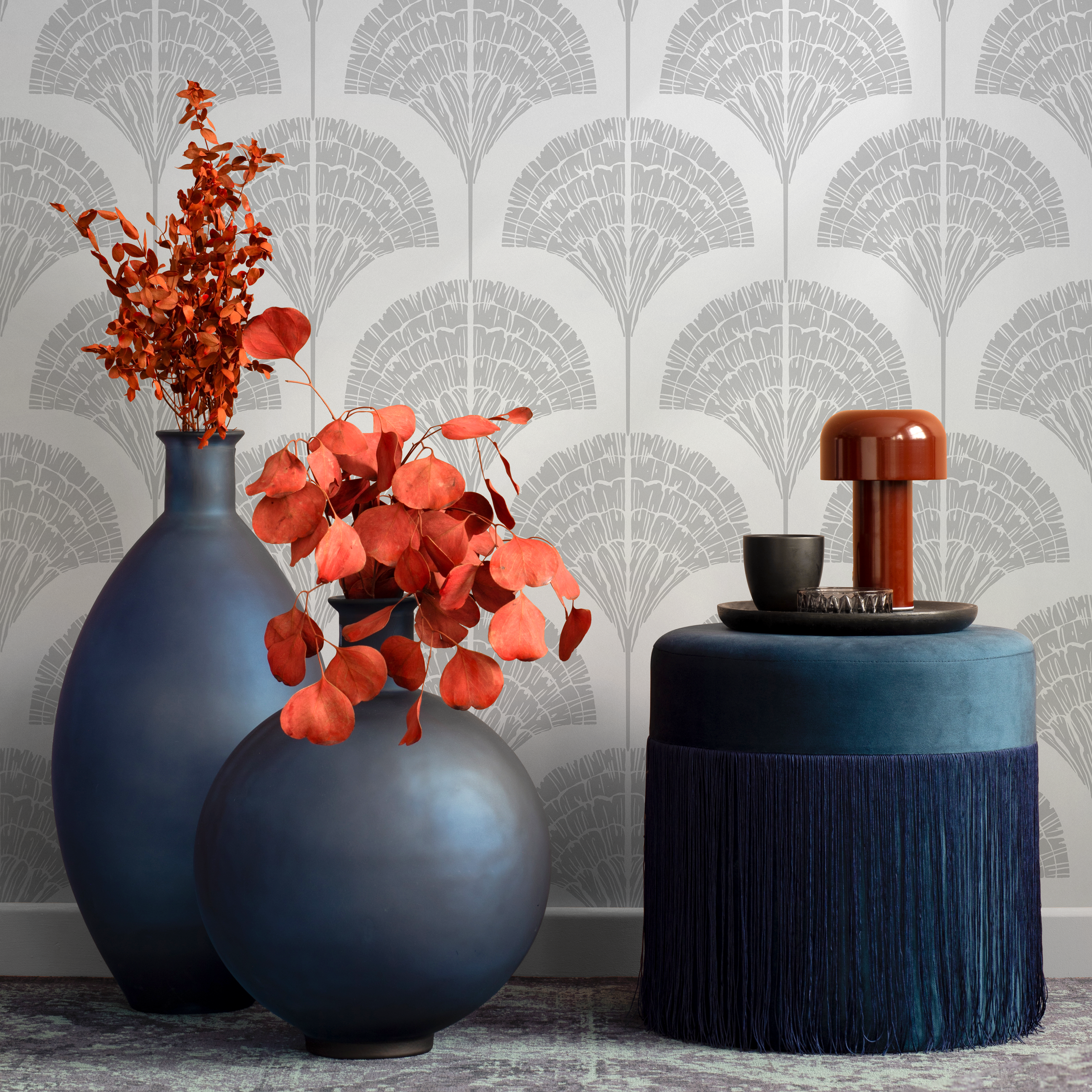 Art Deco Wallpaper With A Stylized Fan Motif In Light Gray - C502