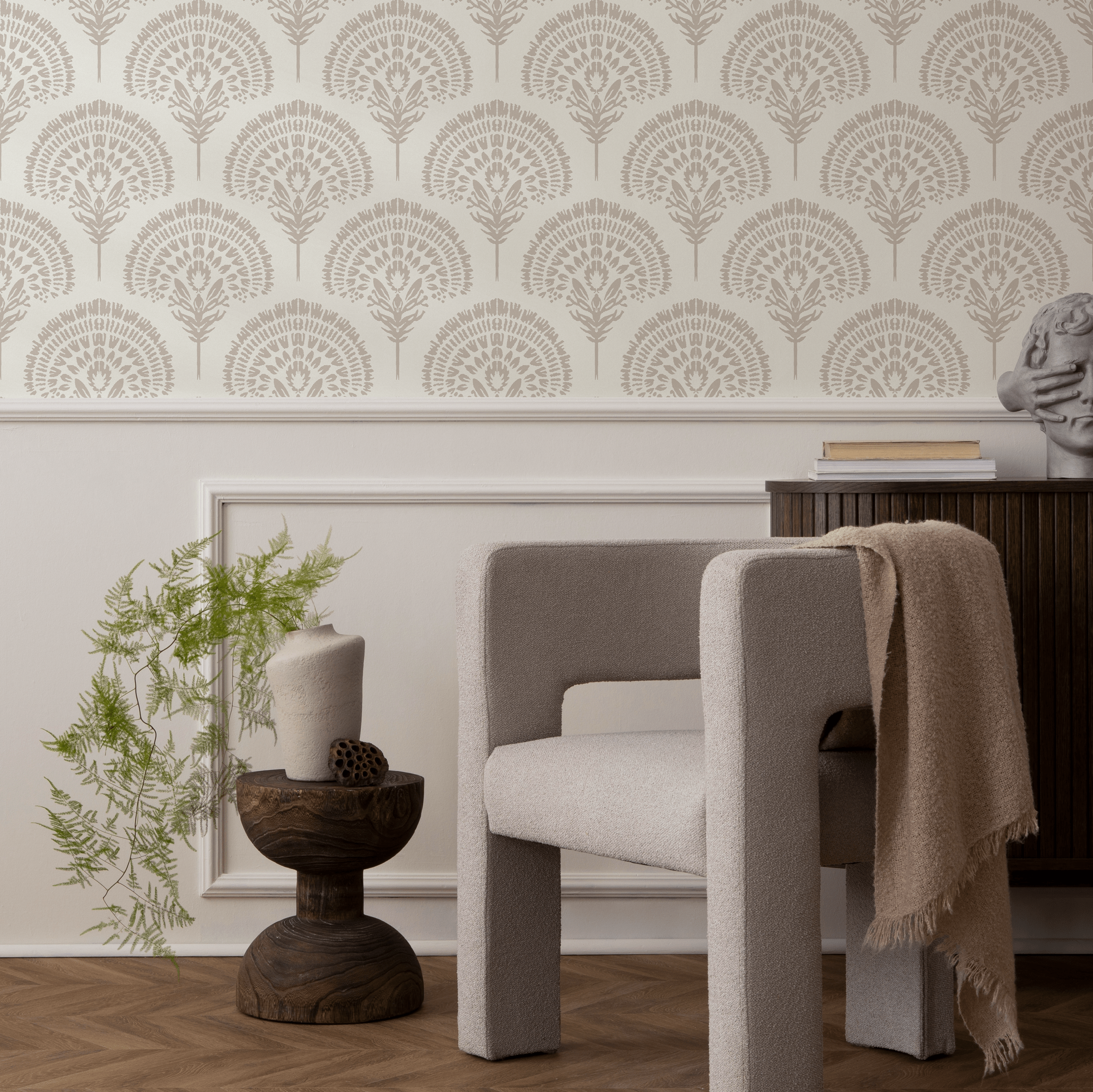 Bohemian Wallpaper With A Stylized Palm Motif In Greige And Beige - C510