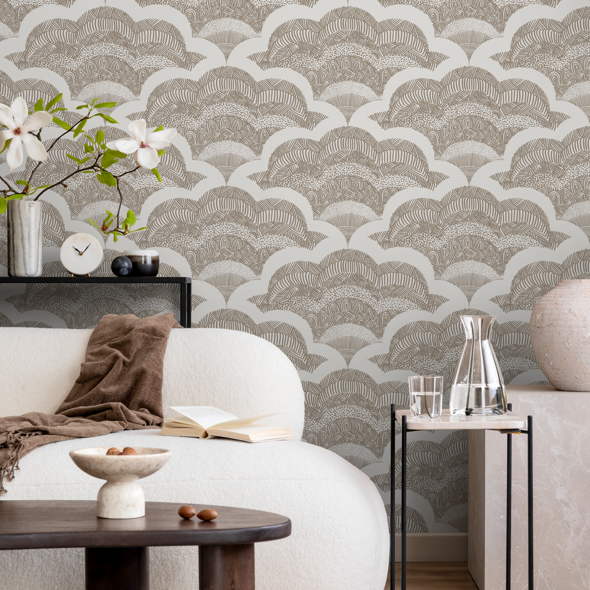 Scallop Wallpaper With Intricate Hand-drawn Textures In Taupe And Cream - C512