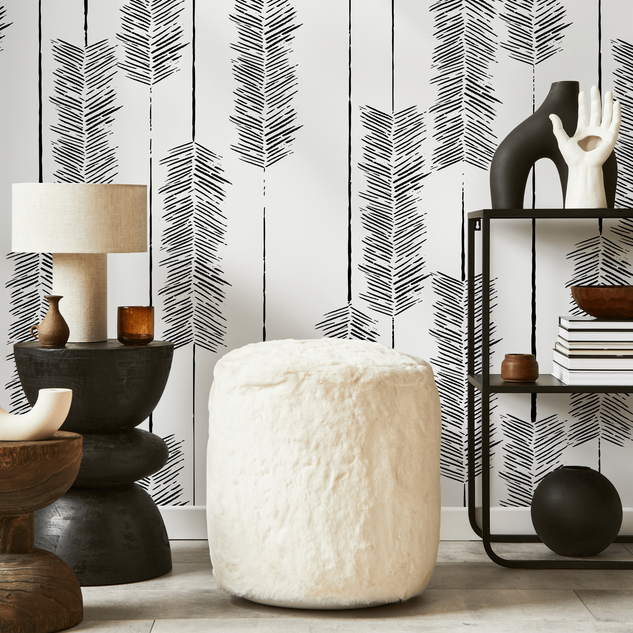 Boho Wallpaper With An Abstract Arrow Motif In Black And White - C520