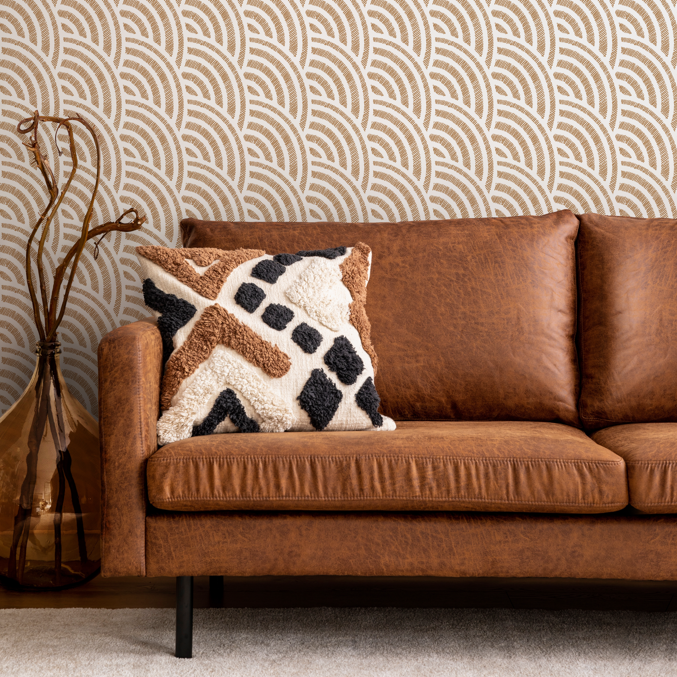 Geometric Wallpaper With A Boho Scallop Motif In Beige And White - C522